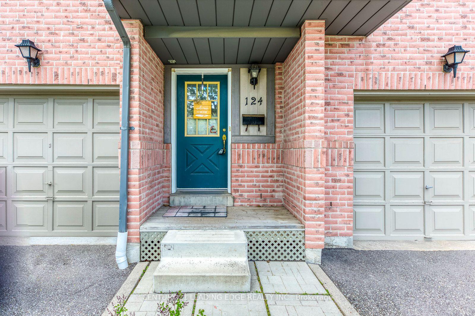 Photo 2 of Unit 124, 2945 Thomas Street, Mississauga, Central Erin Mills — HOMEH