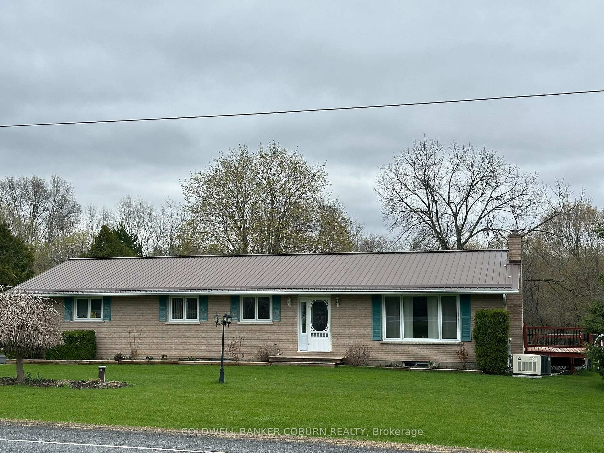 Front of 5429 County Road 16 Brinston