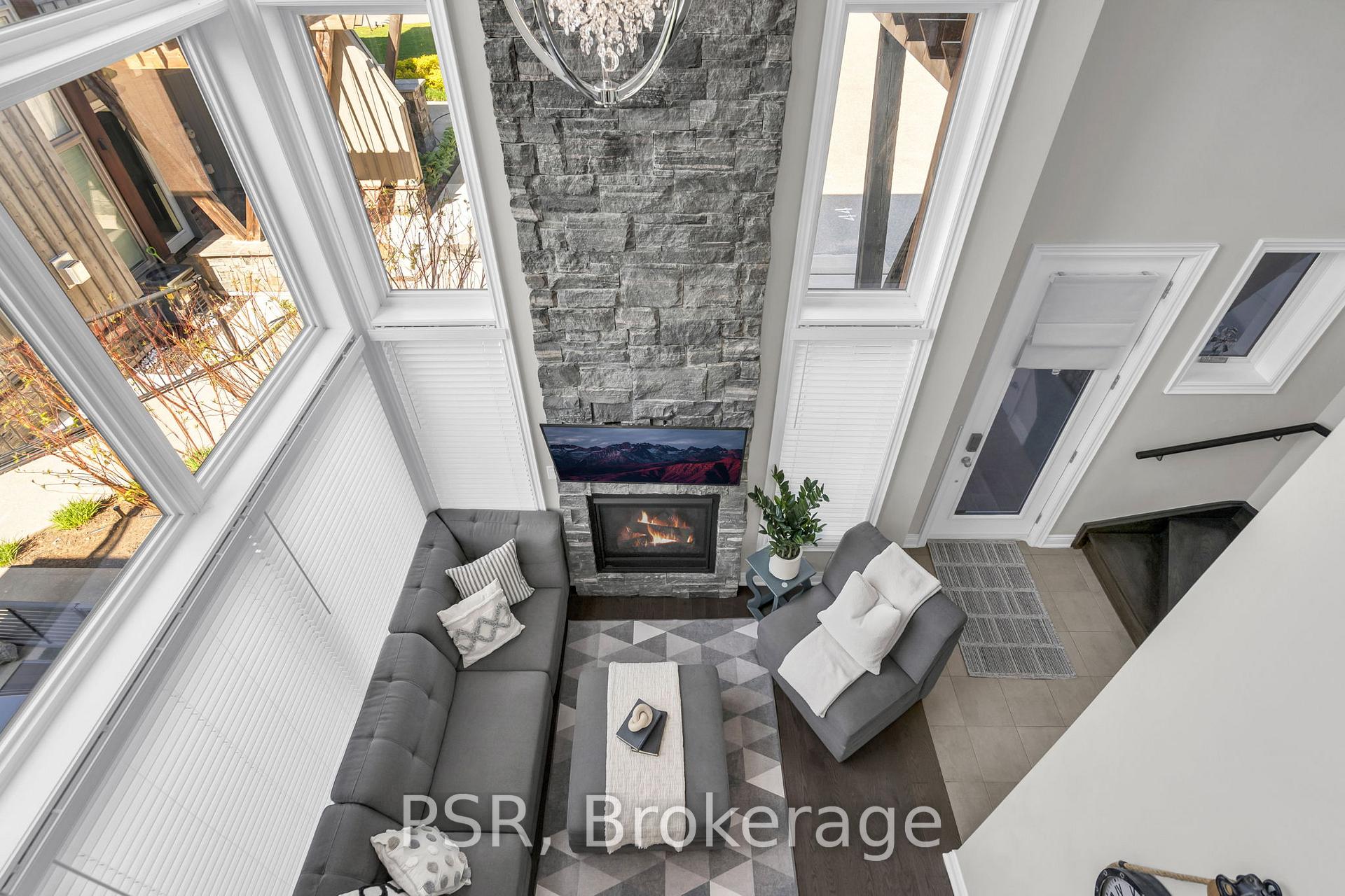 Photo 13 of 44 Carrick Trail, Gravenhurst, Wood (Gravenhurst) — HOMEH