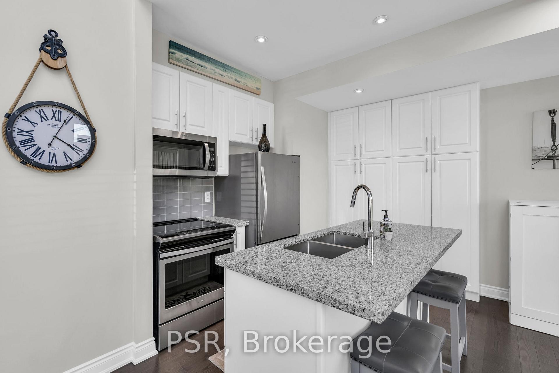 Photo 18 of 44 Carrick Trail, Gravenhurst, Wood (Gravenhurst) — HOMEH