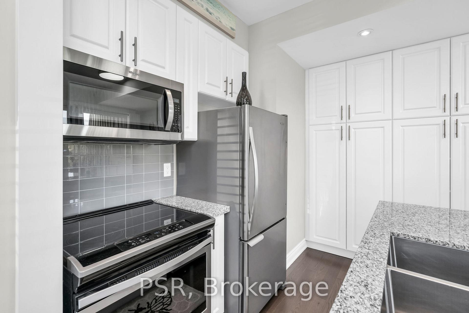 Photo 20 of 44 Carrick Trail, Gravenhurst, Wood (Gravenhurst) — HOMEH