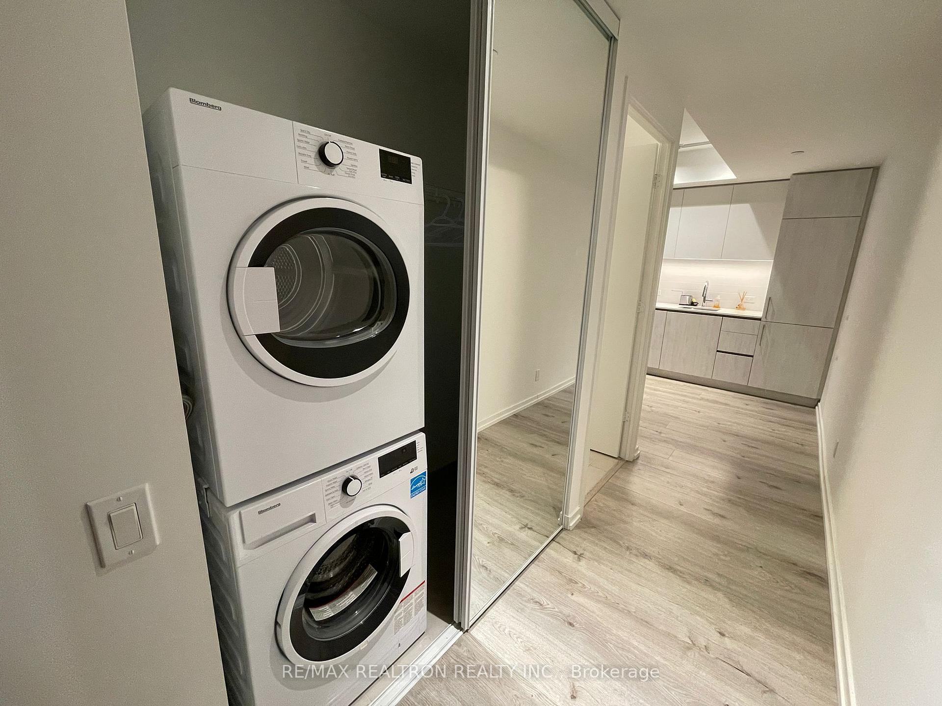 Photo 2 of Unit 2315, 1000 Portage Parkway, Vaughan, Vaughan Corporate Centre — HOMEH