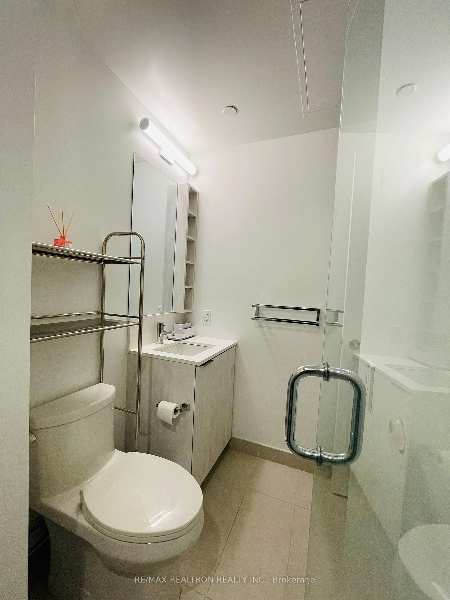 Photo 6 of Unit 2315, 1000 Portage Parkway, Vaughan, Vaughan Corporate Centre — HOMEH