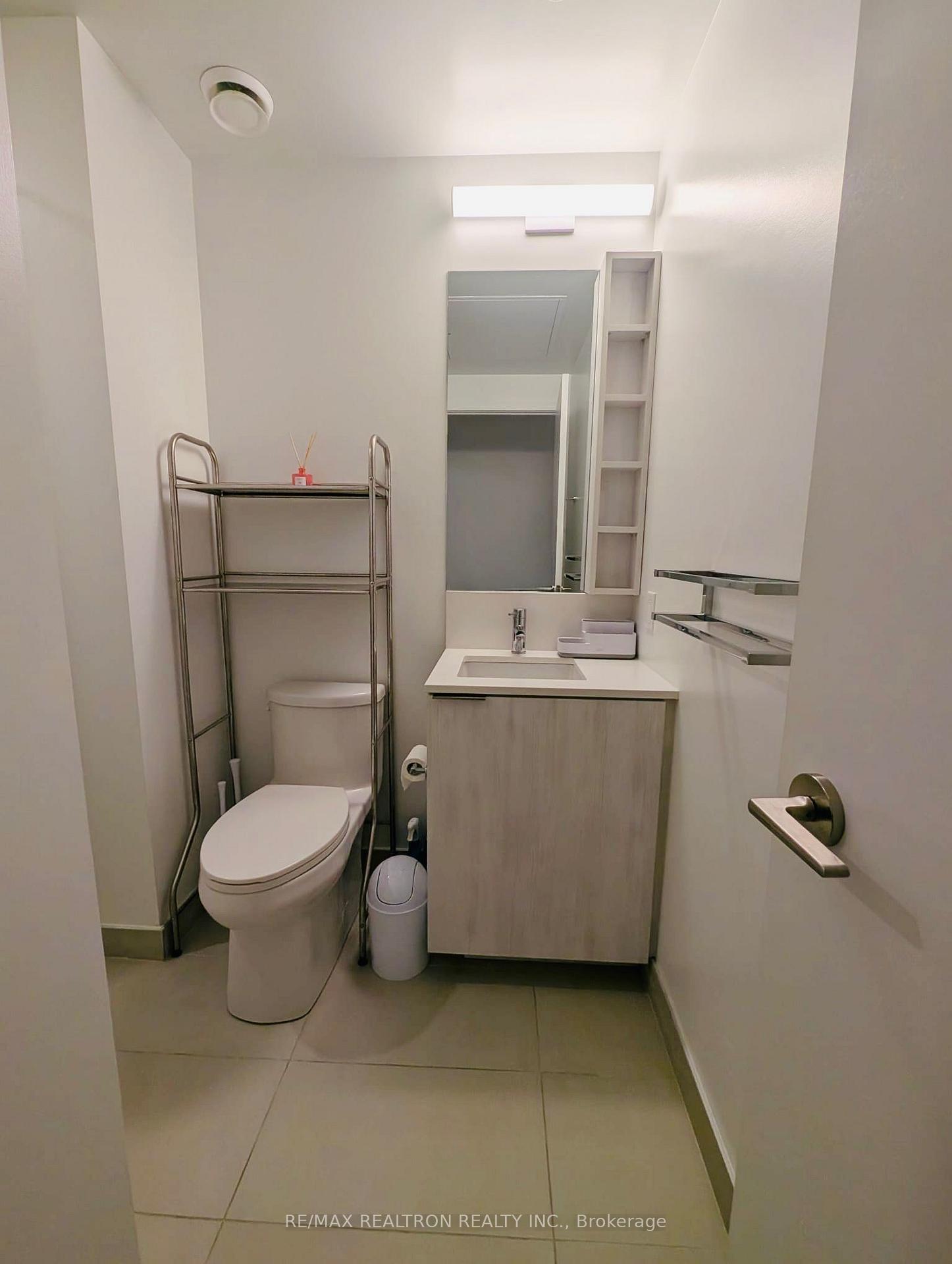 Photo 7 of Unit 2315, 1000 Portage Parkway, Vaughan, Vaughan Corporate Centre — HOMEH