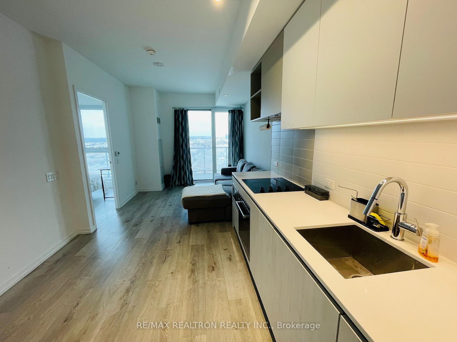Photo 13 of Unit 2315, 1000 Portage Parkway, Vaughan, Vaughan Corporate Centre — HOMEH