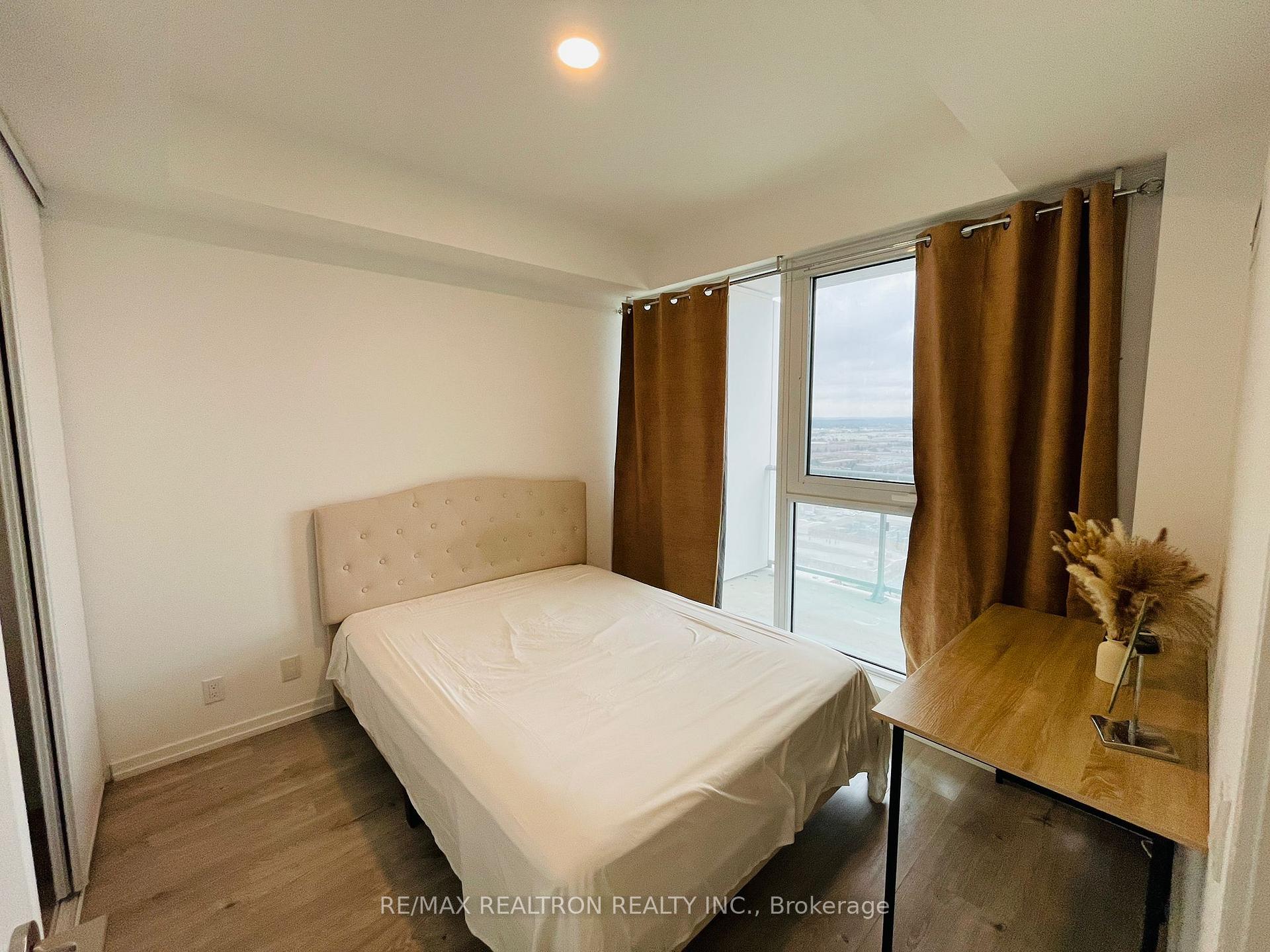 Photo 17 of Unit 2315, 1000 Portage Parkway, Vaughan, Vaughan Corporate Centre — HOMEH