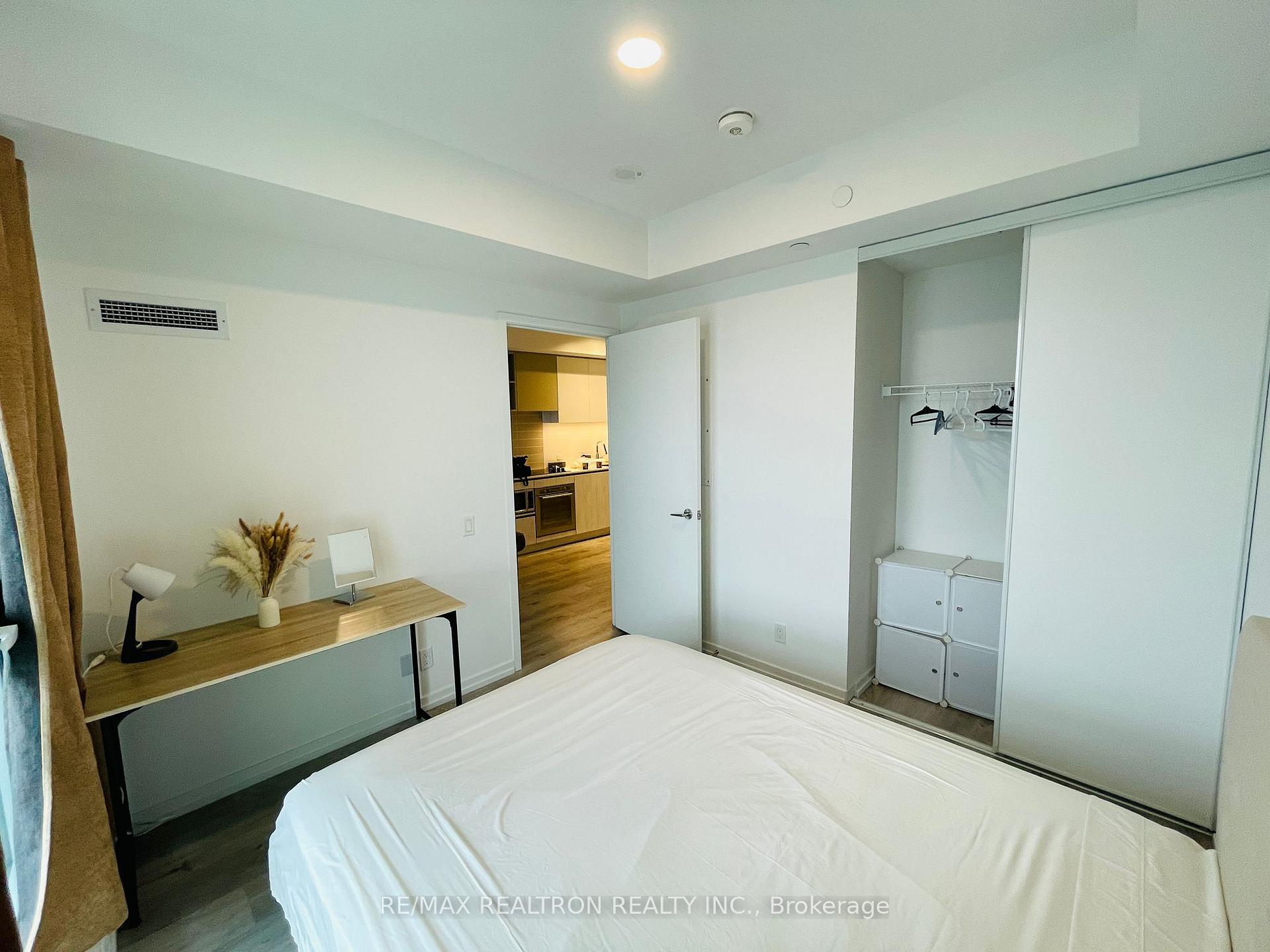 Photo 29 of Unit 2315, 1000 Portage Parkway, Vaughan, Vaughan Corporate Centre — HOMEH
