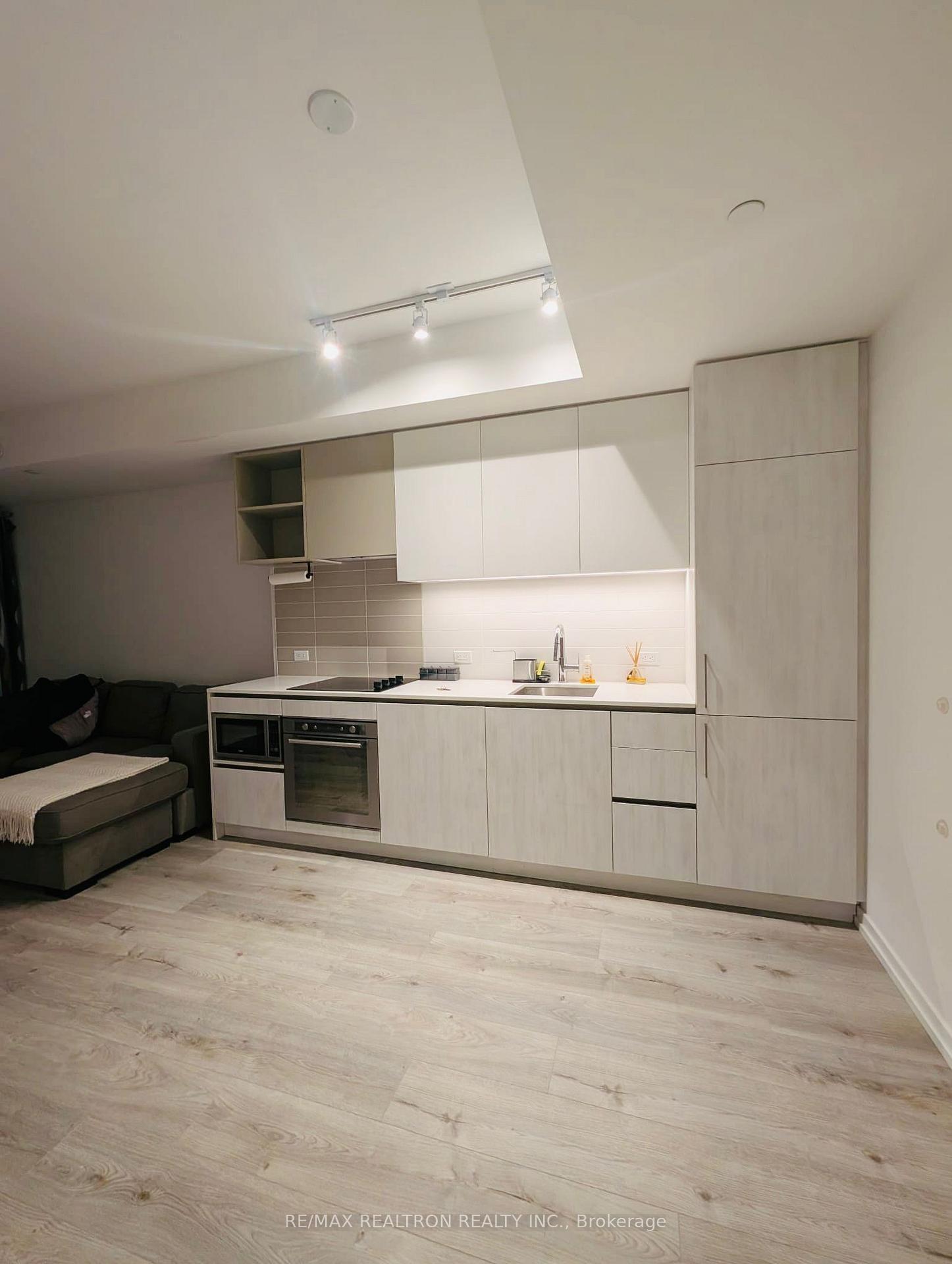 Photo 25 of Unit 2315, 1000 Portage Parkway, Vaughan, Vaughan Corporate Centre — HOMEH