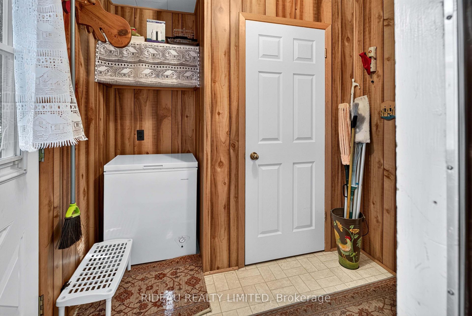 Photo 11 of 1293 R12B Road, Rideau Lakes, Rideau Lakes (South Burgess) Twp — HOMEH