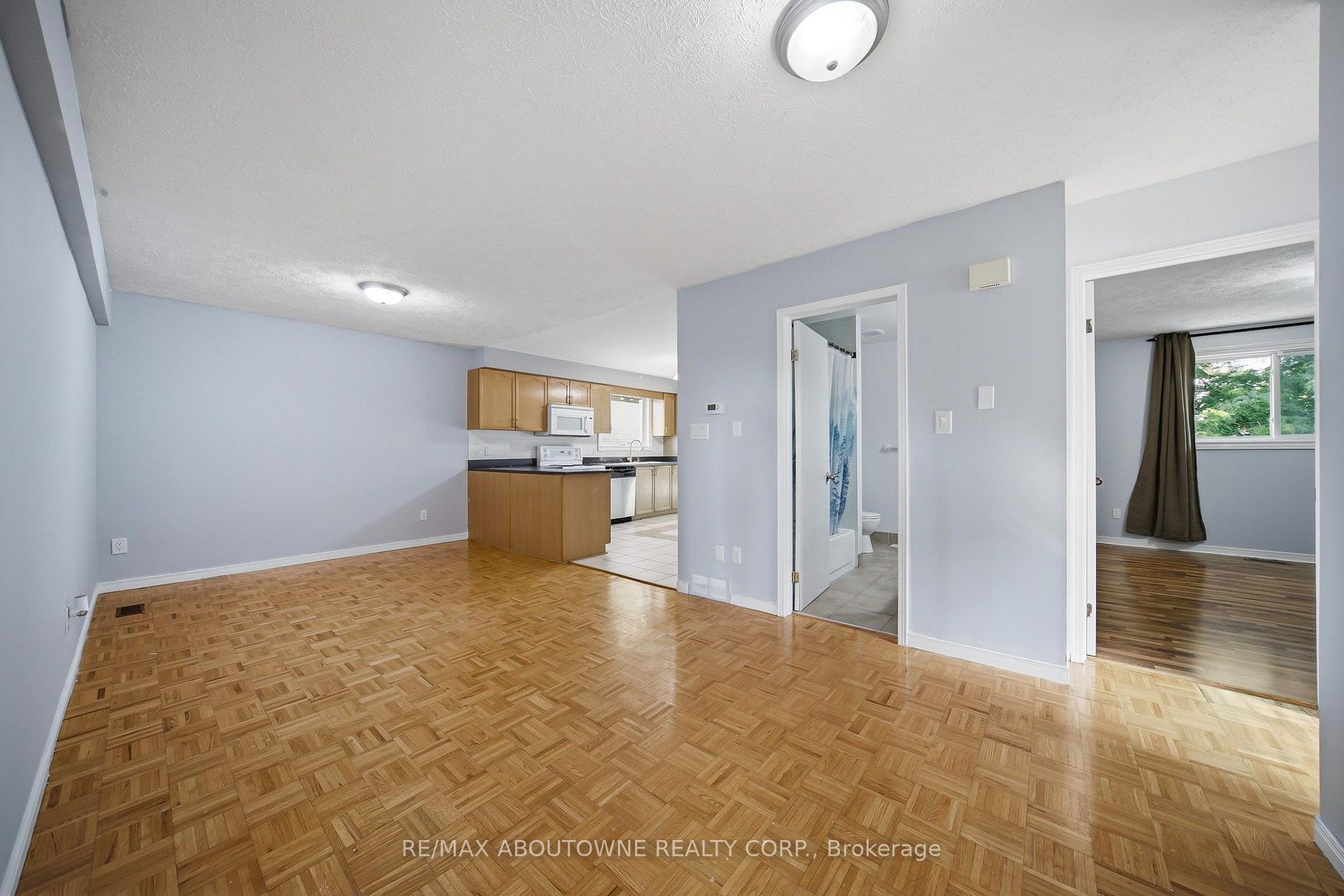 Photo 4 of Unit Upper, 146 Bankside Drive N, Kitchener, Highland West — HOMEH