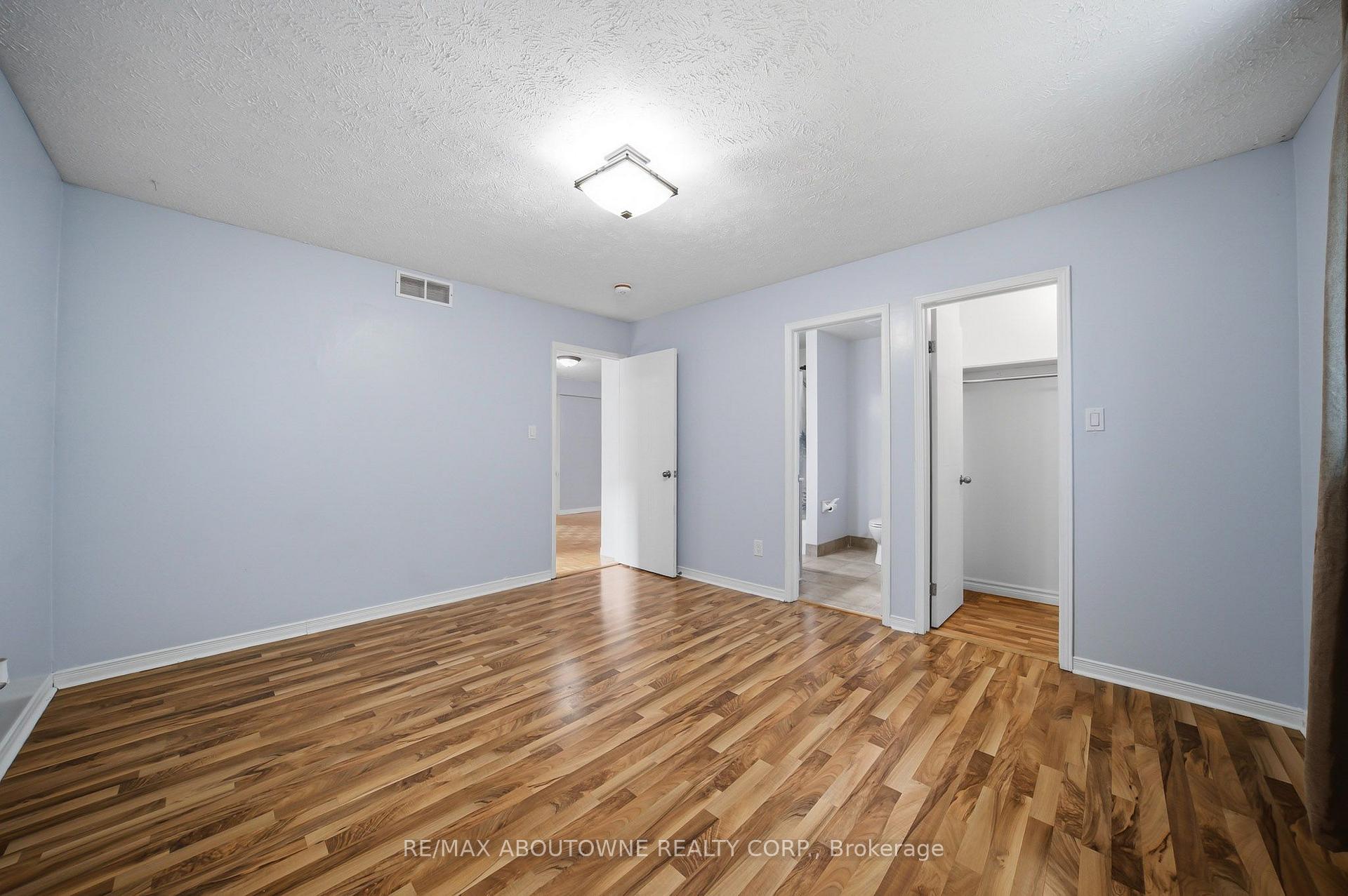 Photo 18 of Unit Upper, 146 Bankside Drive N, Kitchener, Highland West — HOMEH