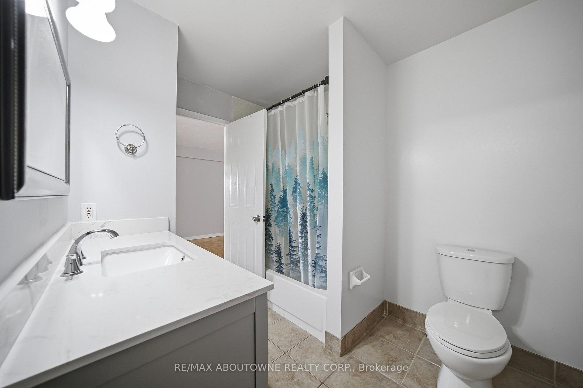 Photo 20 of Unit Upper, 146 Bankside Drive N, Kitchener, Highland West — HOMEH