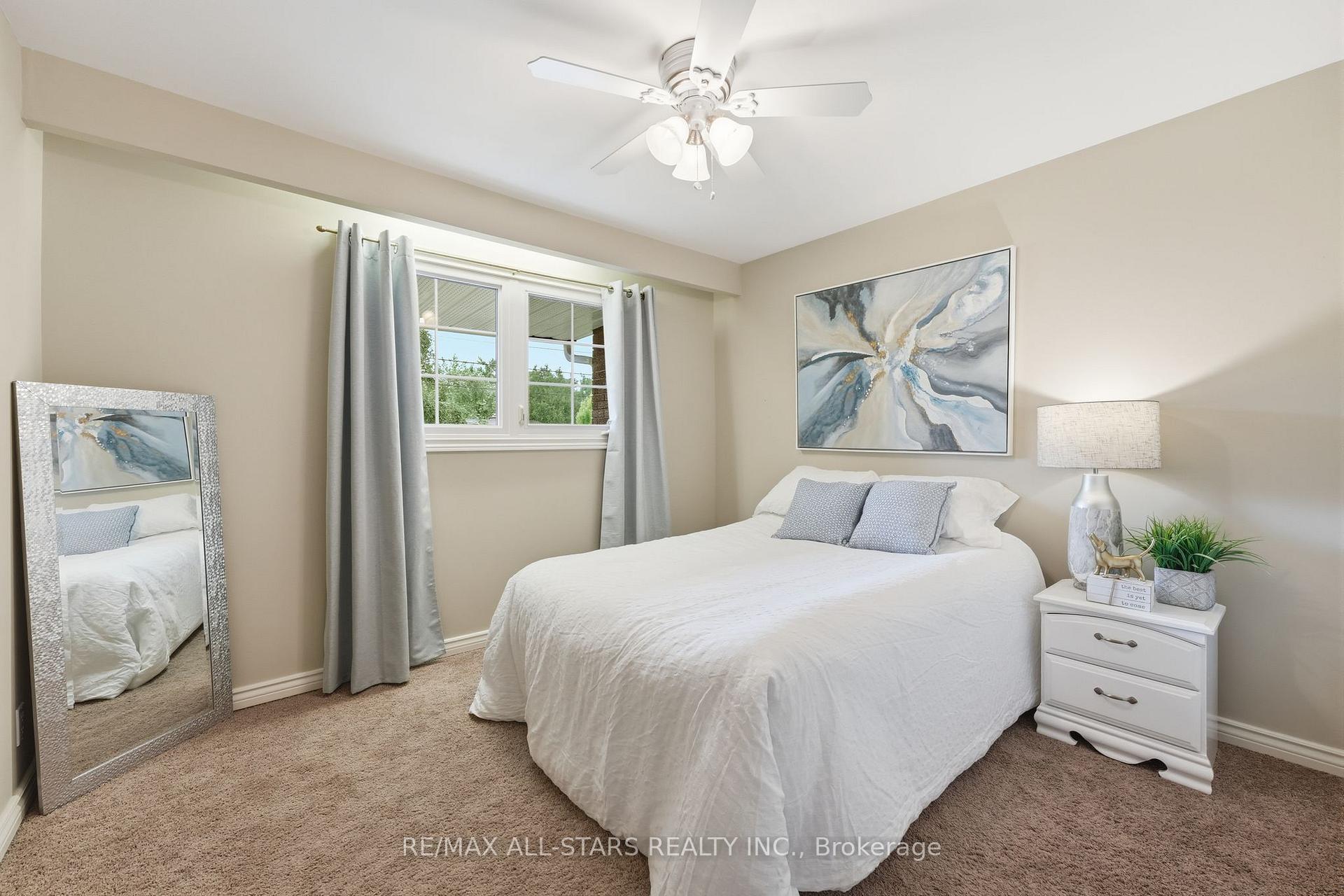 Photo 20 of 463 Riverdale Road, Brock, Beaverton — HOMEH