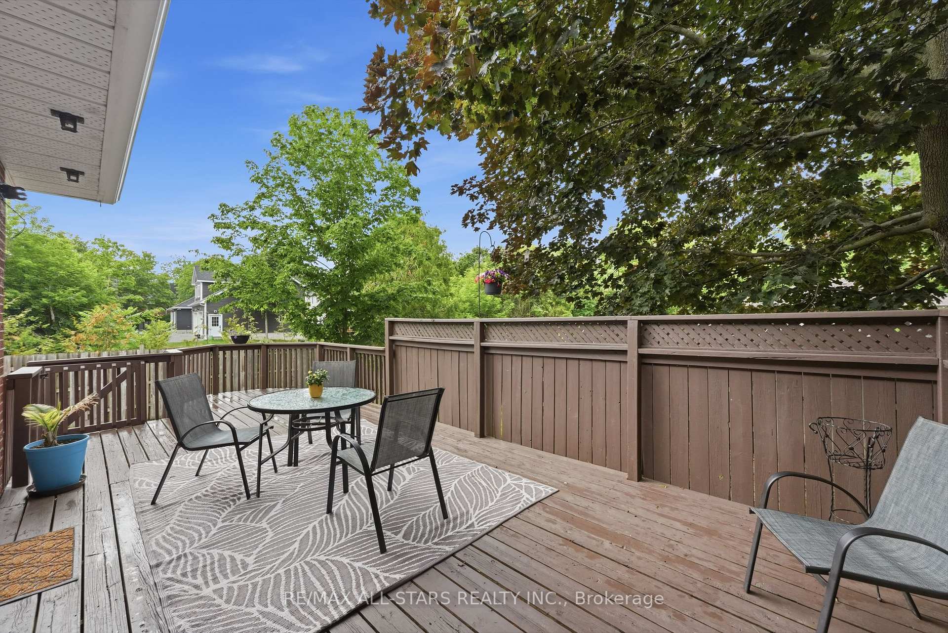 Photo 40 of 463 Riverdale Road, Brock, Beaverton — HOMEH