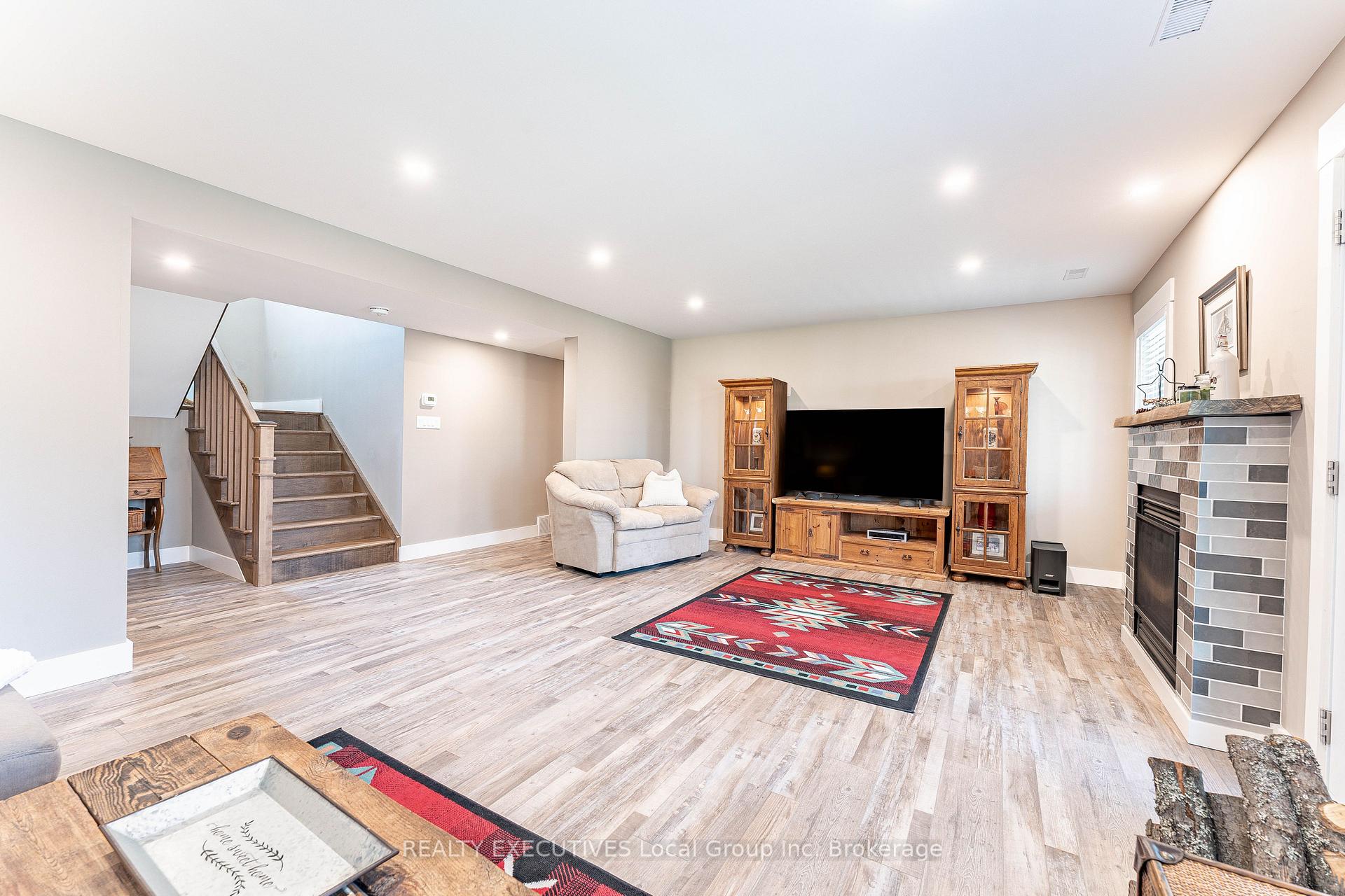 Photo 23 of 87 Oakridge Drive, East Ferris — HOMEH