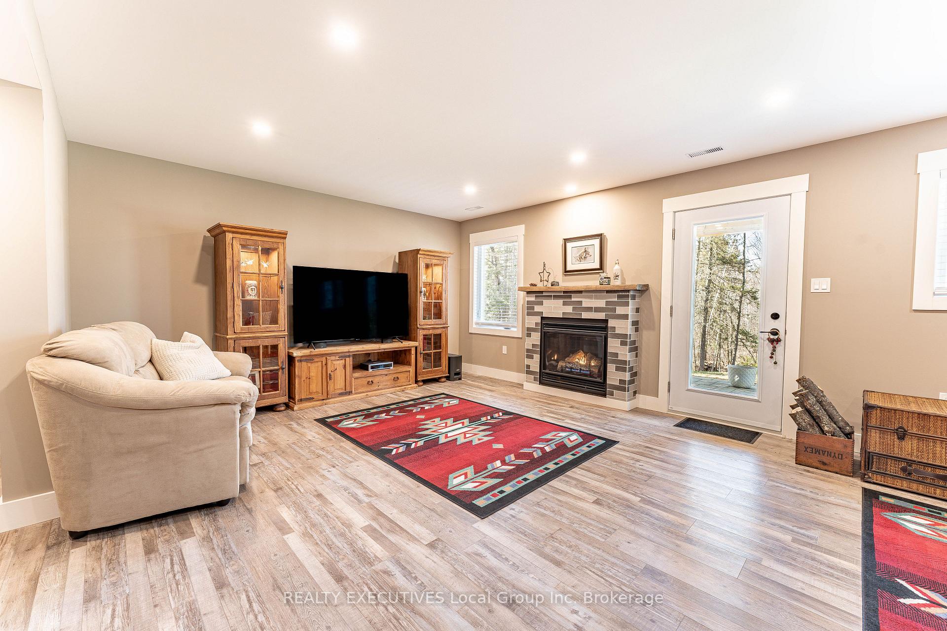 Photo 25 of 87 Oakridge Drive, East Ferris — HOMEH