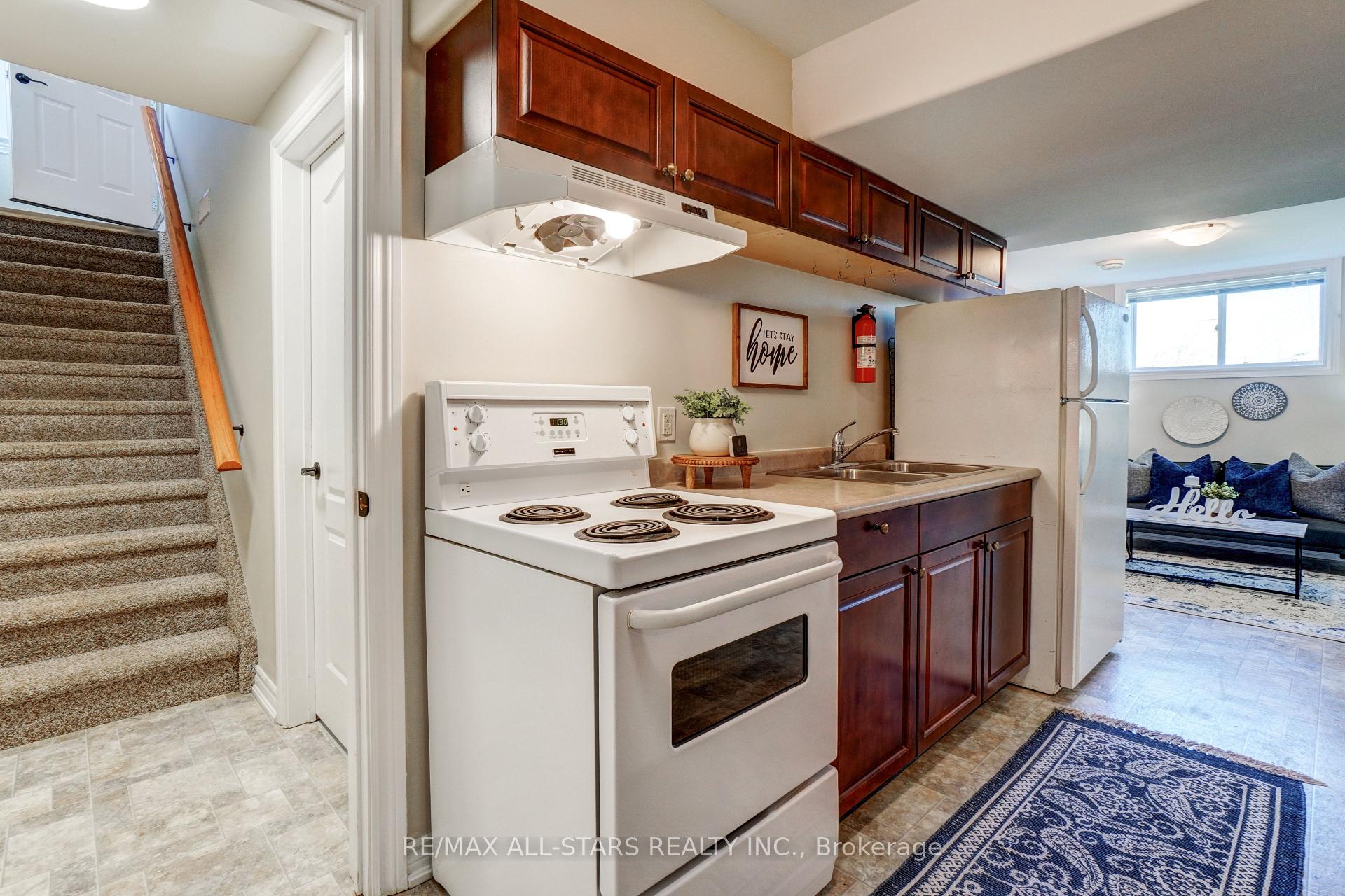 Photo 35 of 14 Laurent Boulevard, Kawartha Lakes, Lindsay — HOMEH