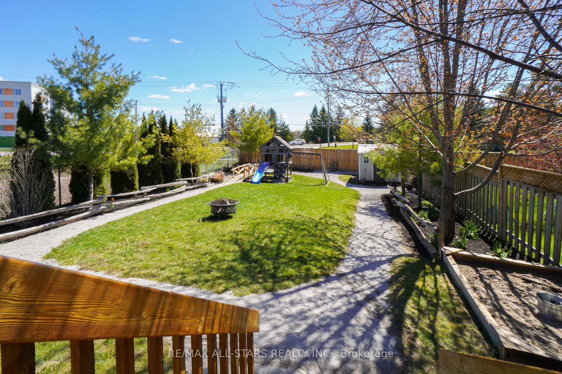 Photo 44 of 14 Laurent Boulevard, Kawartha Lakes, Lindsay — HOMEH