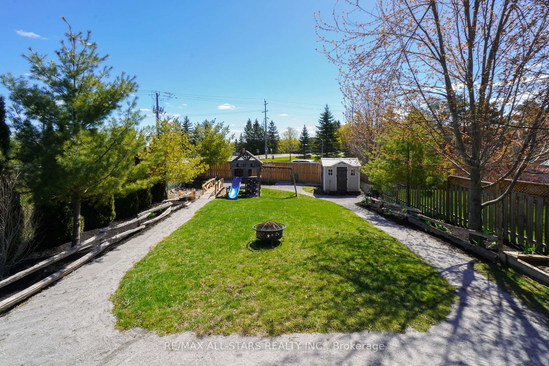 Photo 45 of 14 Laurent Boulevard, Kawartha Lakes, Lindsay — HOMEH