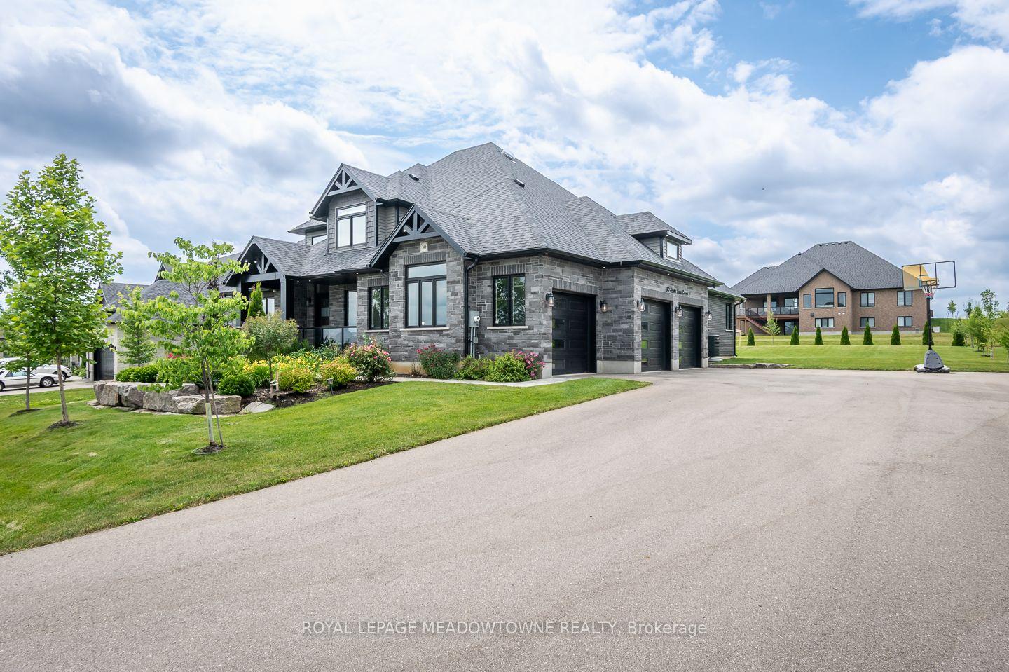 Photo 2 of 30 Charles Currie Crescent, Erin, Rural Erin — HOMEH