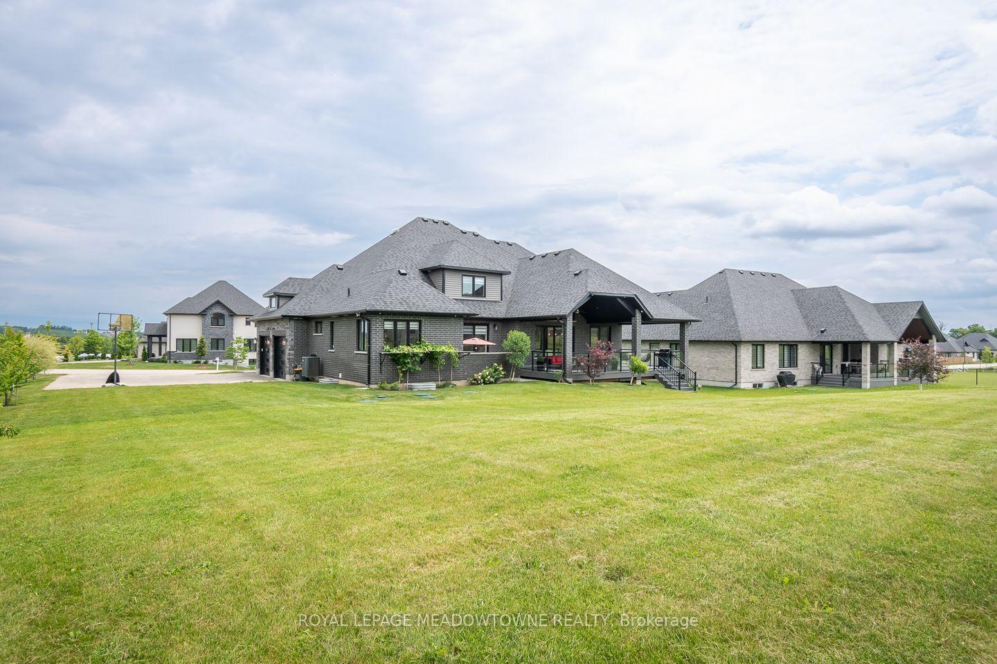 Photo 35 of 30 Charles Currie Crescent, Erin, Rural Erin — HOMEH