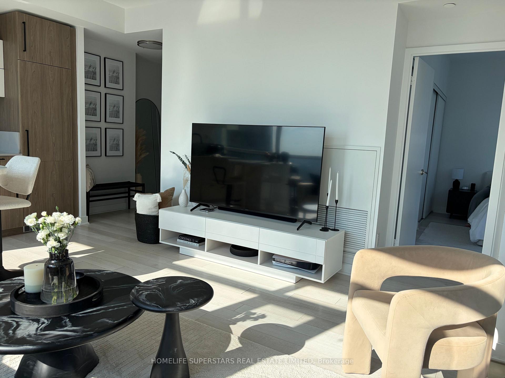 Photo 5 of Unit 3411, 290 Adelaide Street W, Toronto, Waterfront Communities — HOMEH