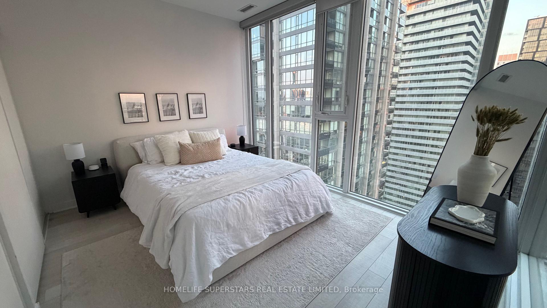 Photo 8 of Unit 3411, 290 Adelaide Street W, Toronto, Waterfront Communities — HOMEH