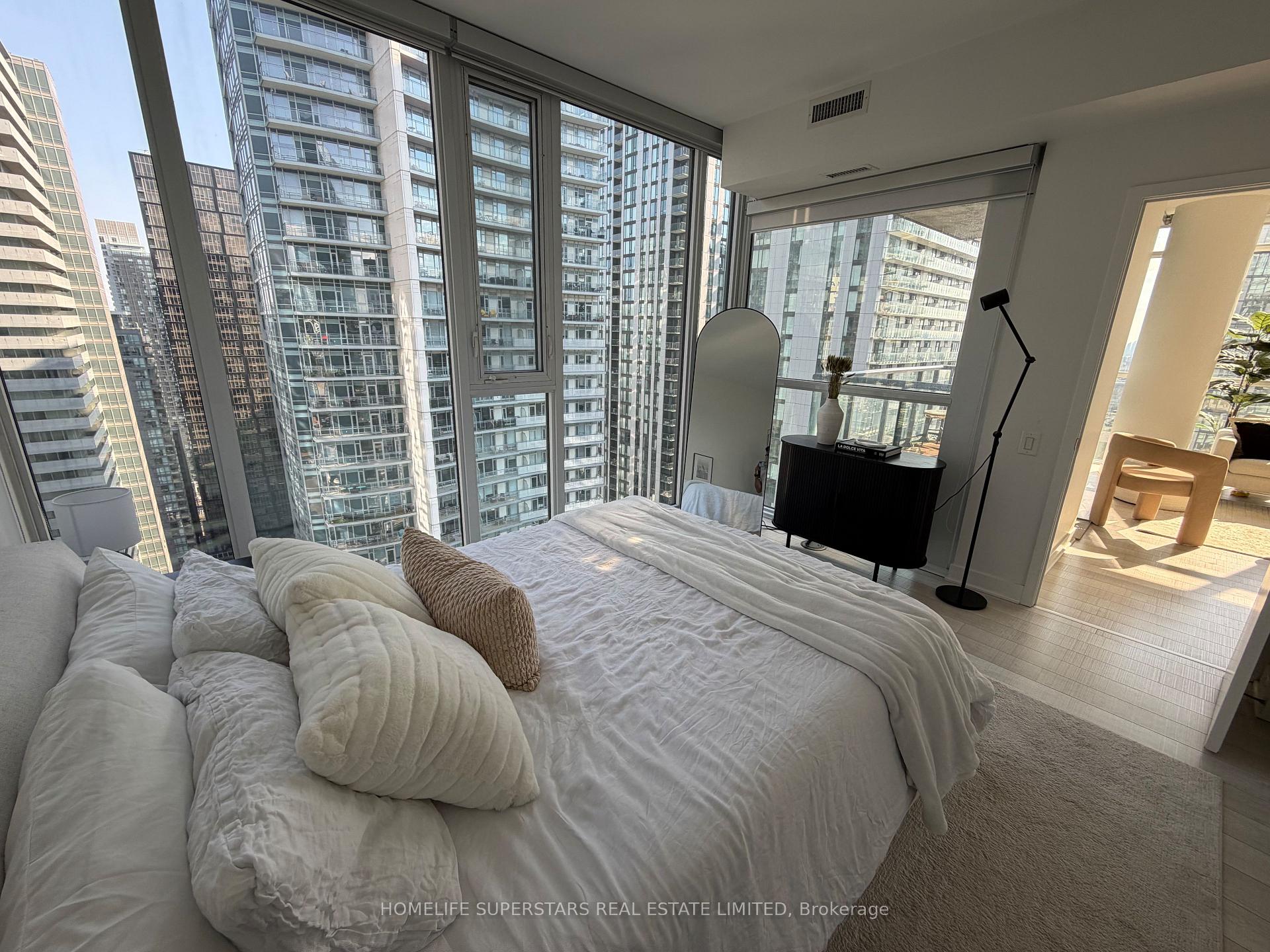 Photo 10 of Unit 3411, 290 Adelaide Street W, Toronto, Waterfront Communities — HOMEH