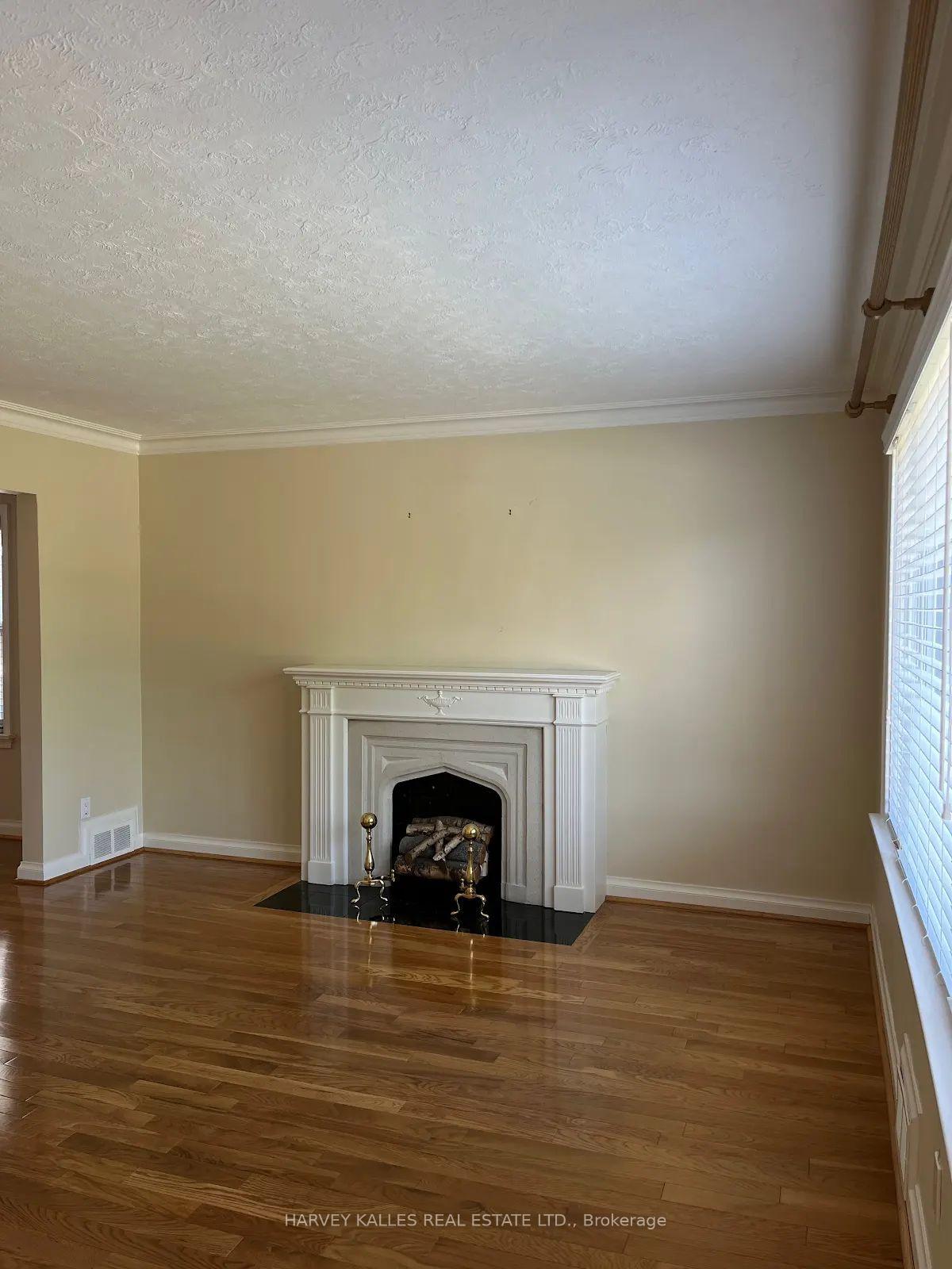 Photo 6 of 54 Charleston Road, Etobicoke, Islington-City Centre West — HOMEH