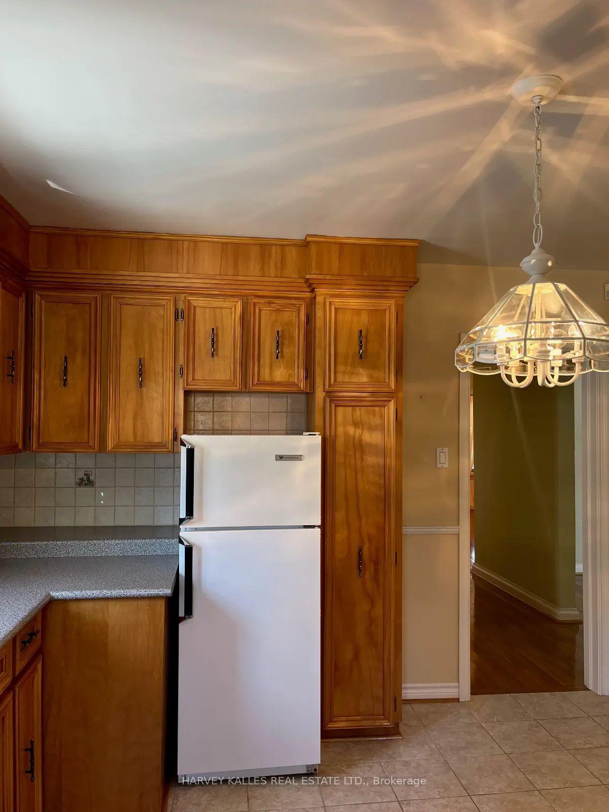 Photo 12 of 54 Charleston Road, Etobicoke, Islington-City Centre West — HOMEH