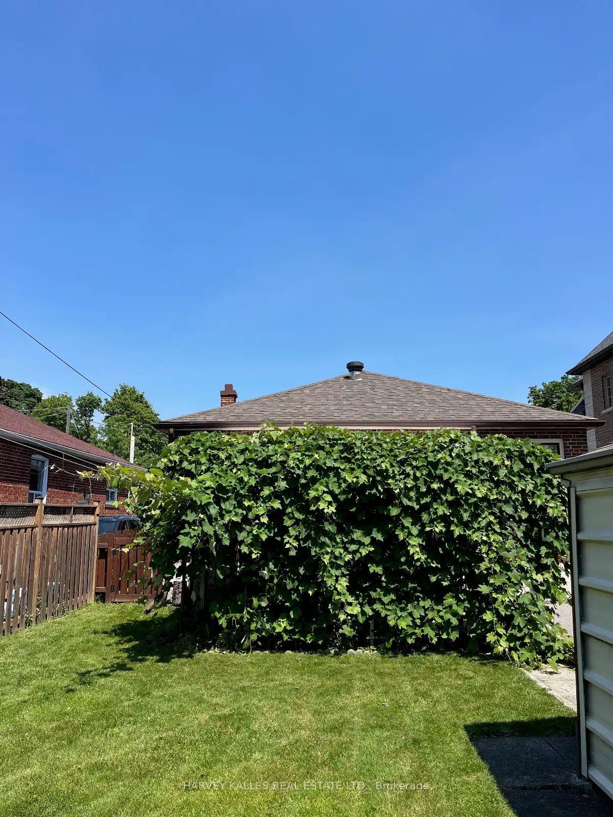 Photo 27 of 54 Charleston Road, Etobicoke, Islington-City Centre West — HOMEH