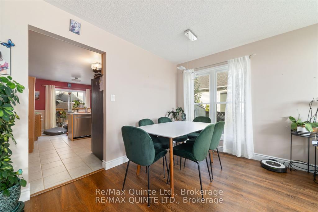 Photo 6 of 2 Marchmont Place, Belleville, Belleville Ward — HOMEH