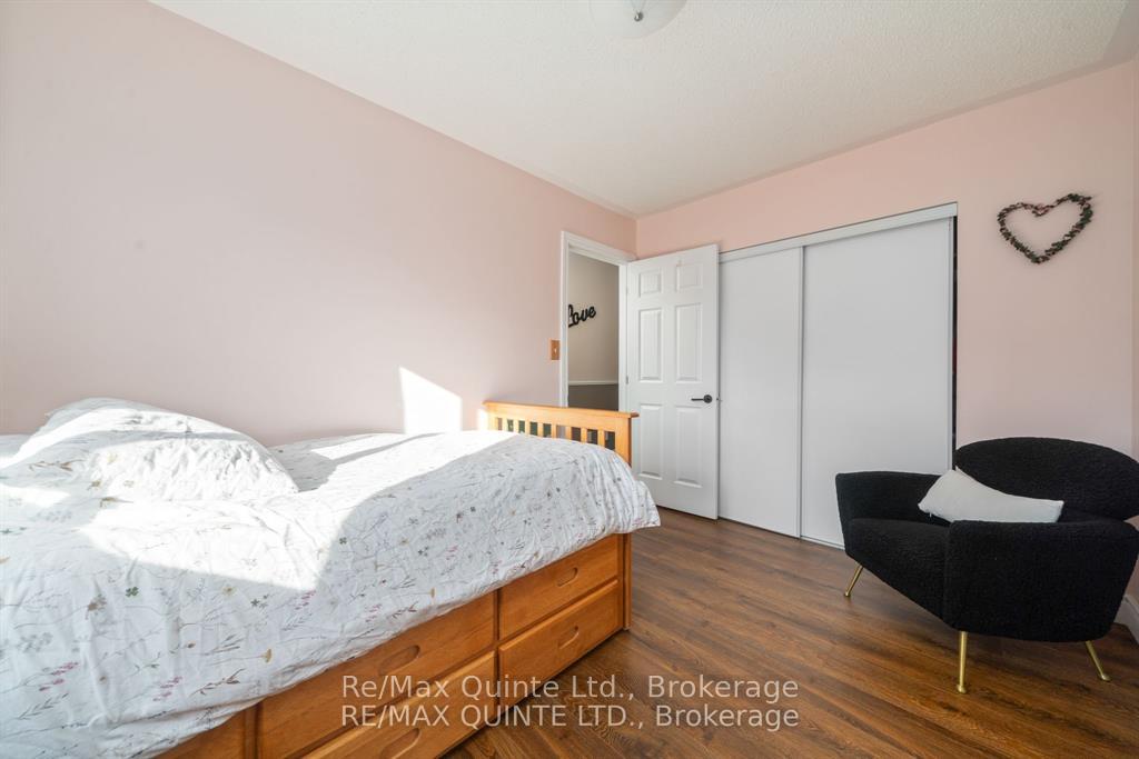 Photo 20 of 2 Marchmont Place, Belleville, Belleville Ward — HOMEH