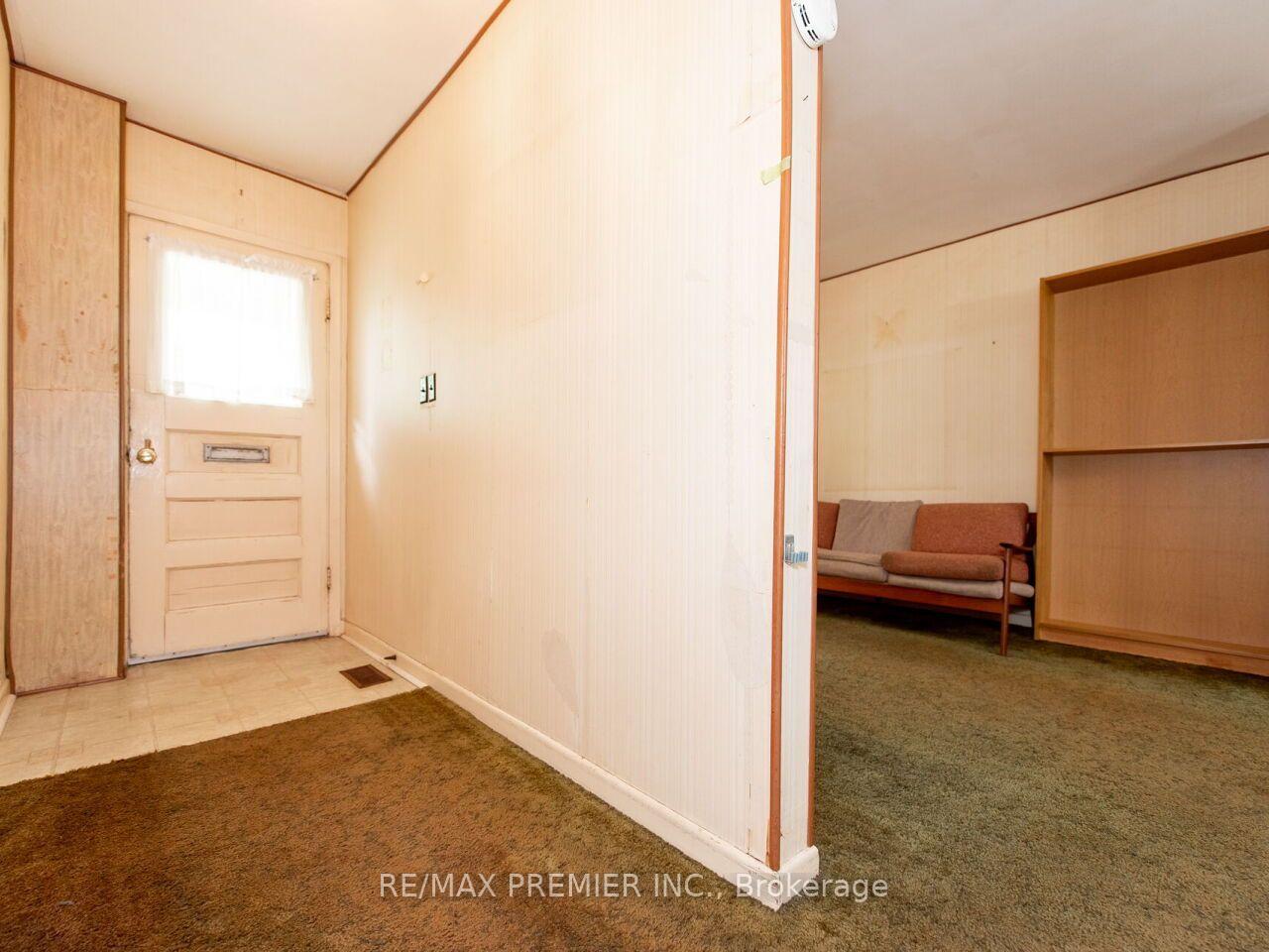 Photo 5 of 269 Windermere Avenue, Toronto, High Park-Swansea — HOMEH