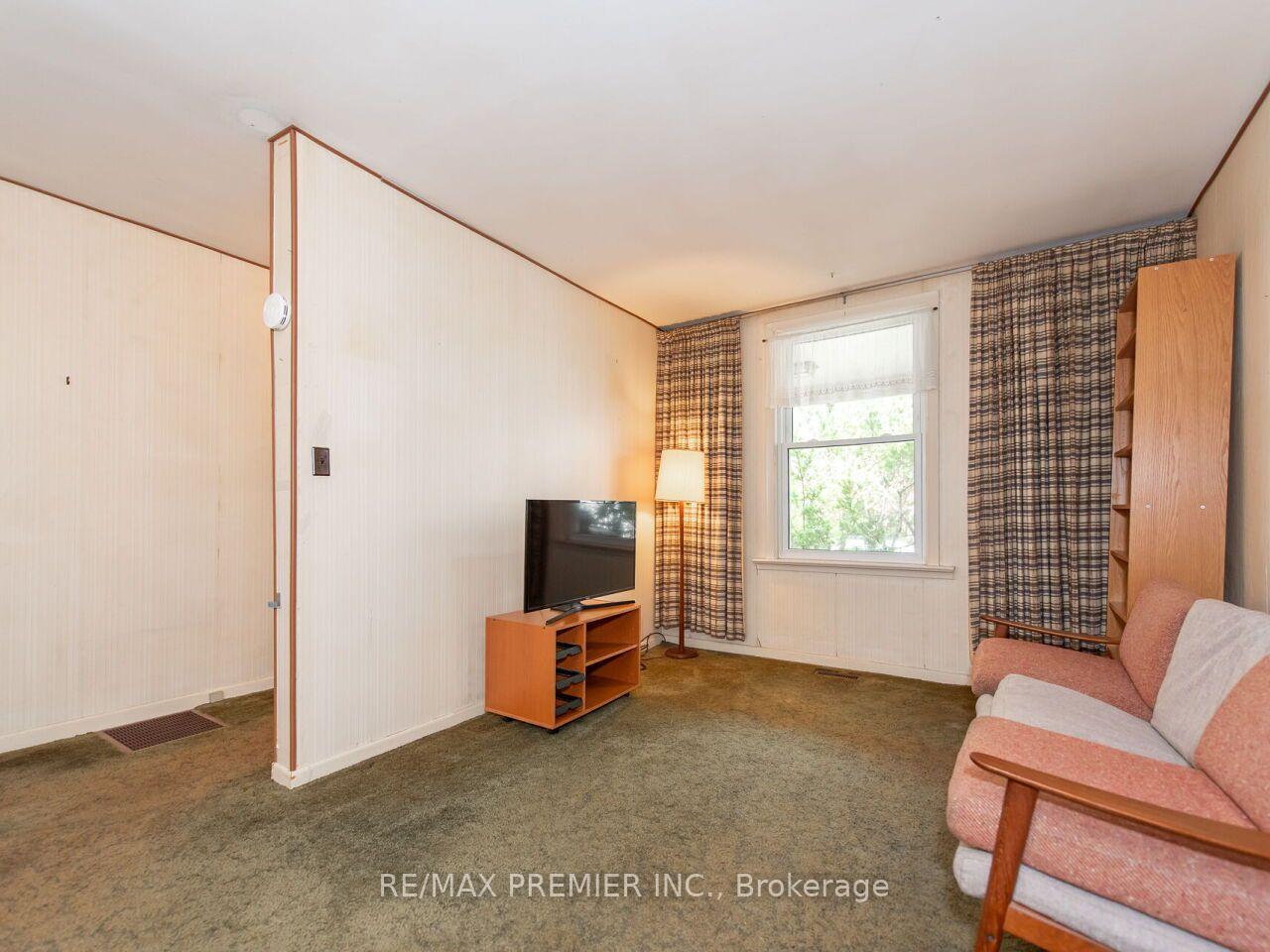 Photo 6 of 269 Windermere Avenue, Toronto, High Park-Swansea — HOMEH