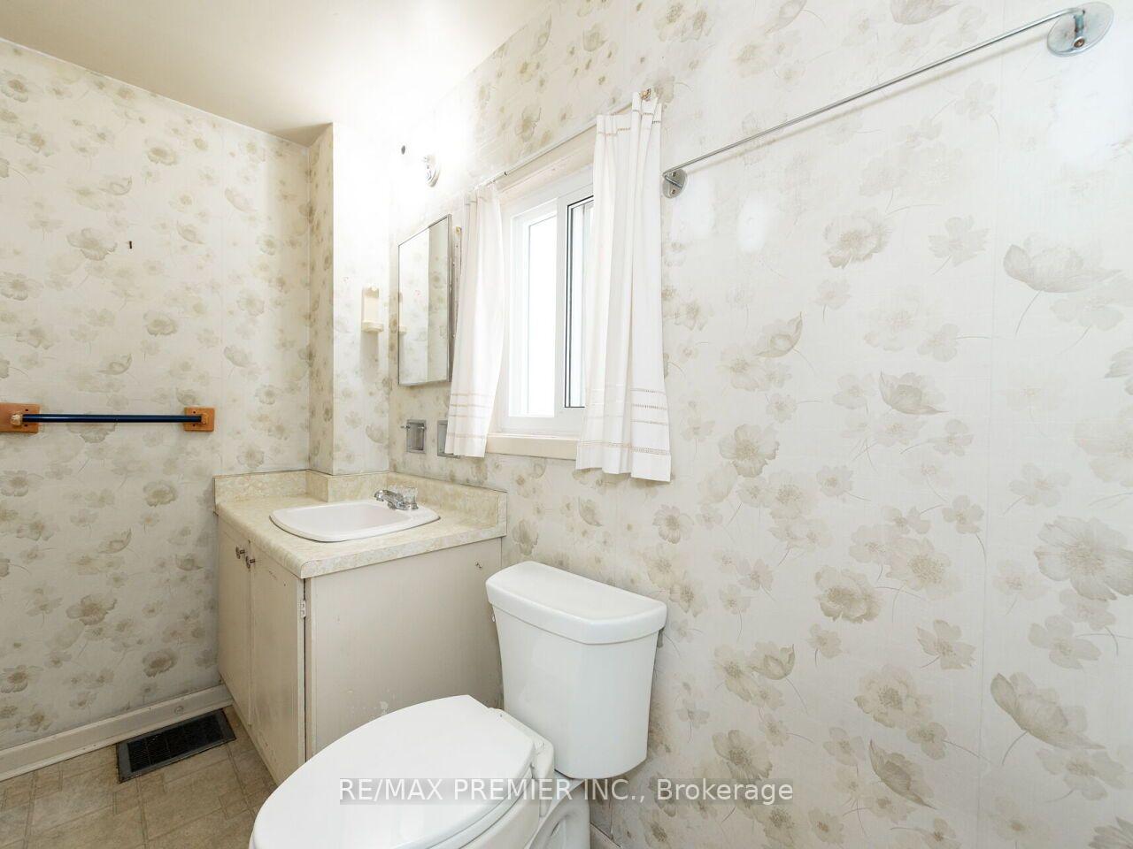 Photo 19 of 269 Windermere Avenue, Toronto, High Park-Swansea — HOMEH