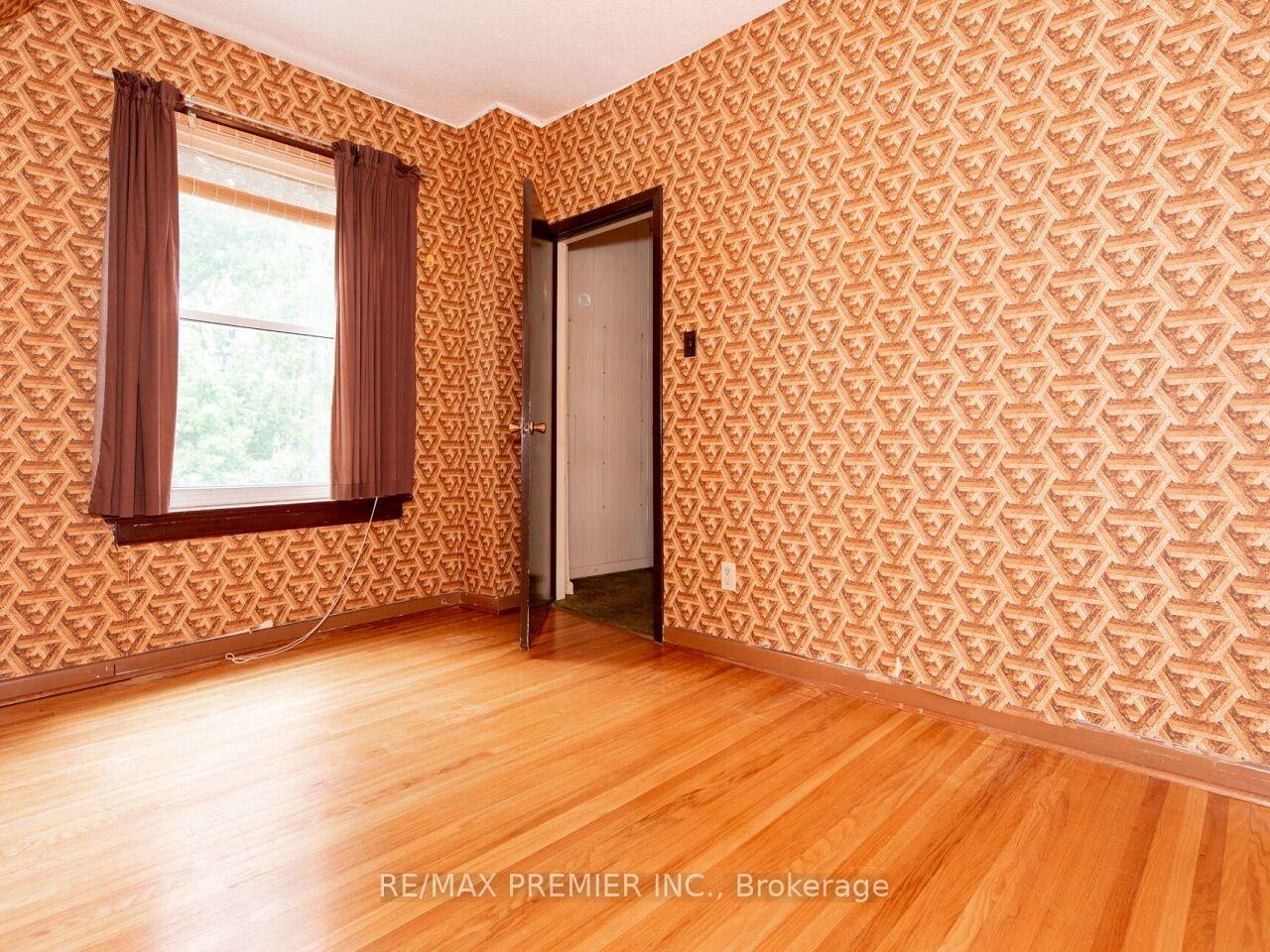 Photo 26 of 269 Windermere Avenue, Toronto, High Park-Swansea — HOMEH