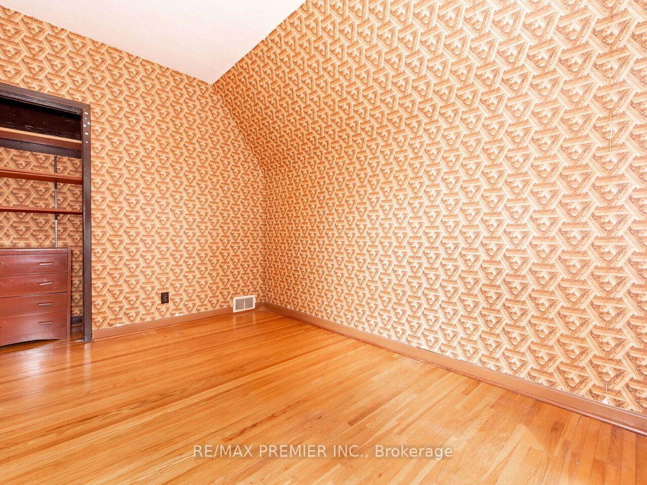 Photo 28 of 269 Windermere Avenue, Toronto, High Park-Swansea — HOMEH