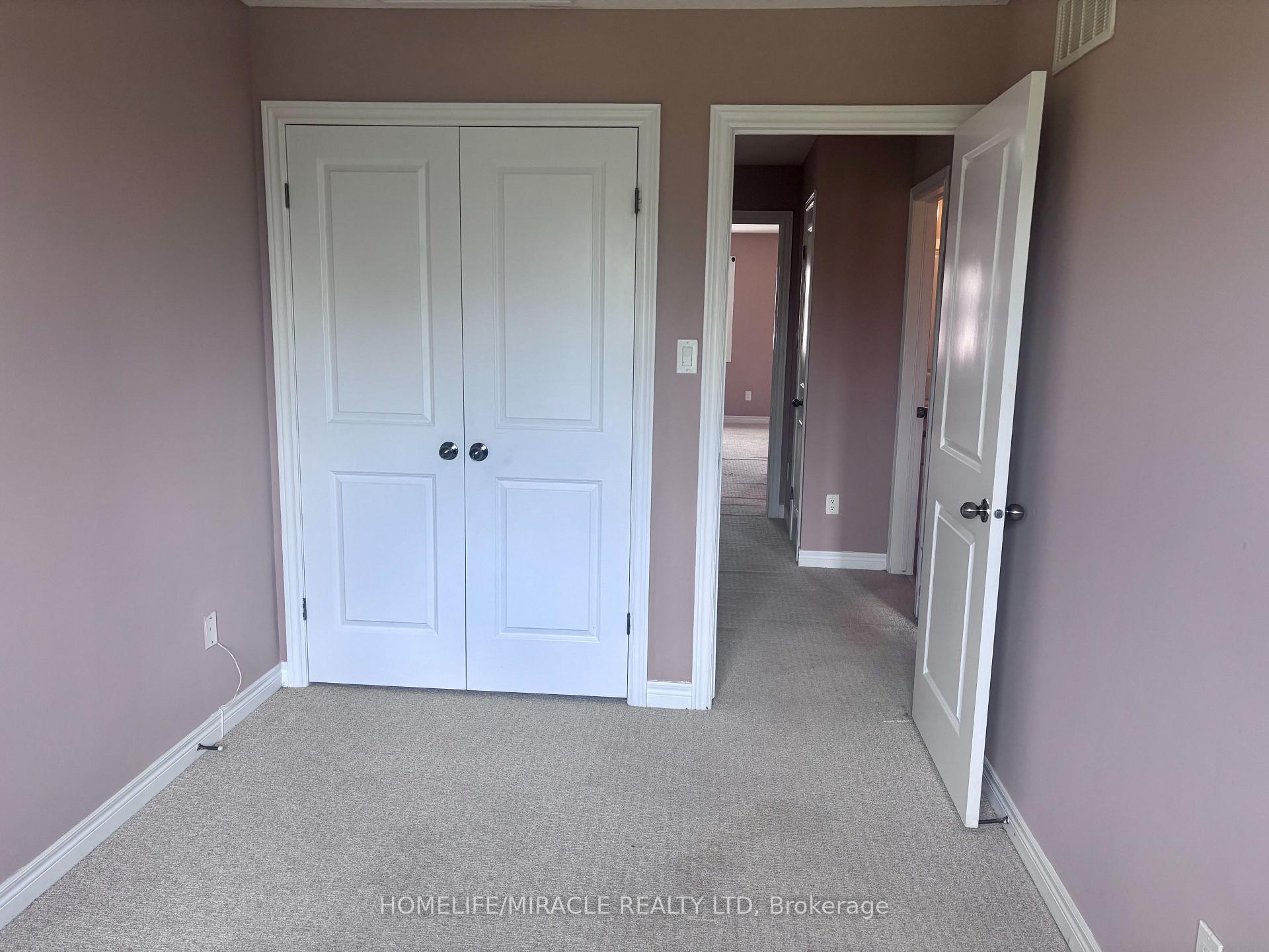 Photo 11 of Unit 7, 45 Seabreeze Crescent, Hamilton, Lakeshore — HOMEH