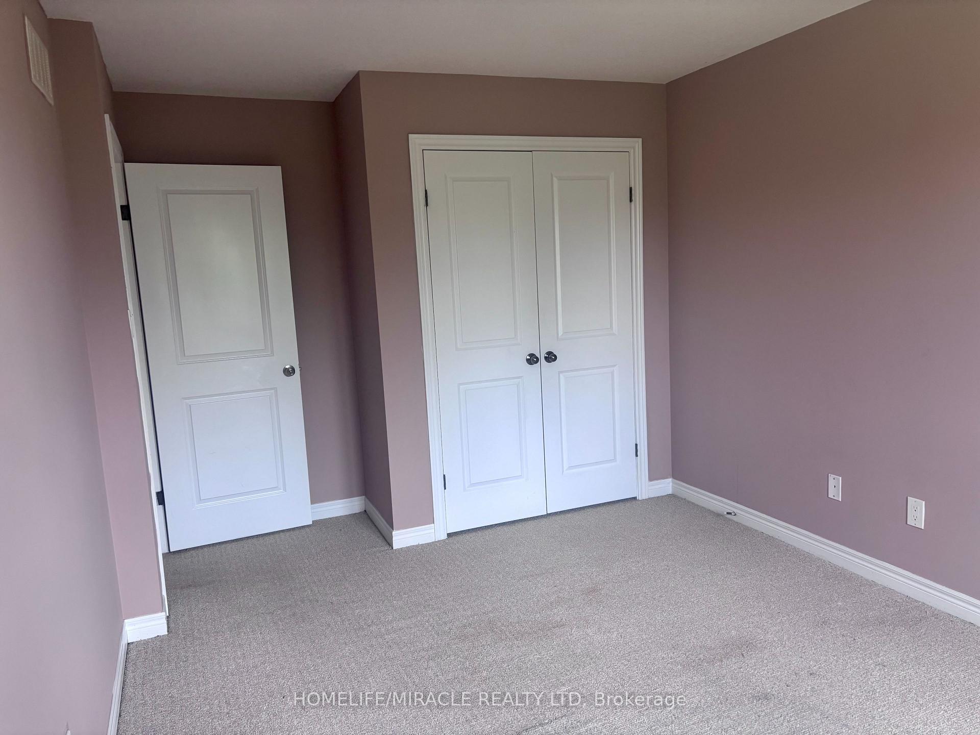 Photo 13 of Unit 7, 45 Seabreeze Crescent, Hamilton, Lakeshore — HOMEH