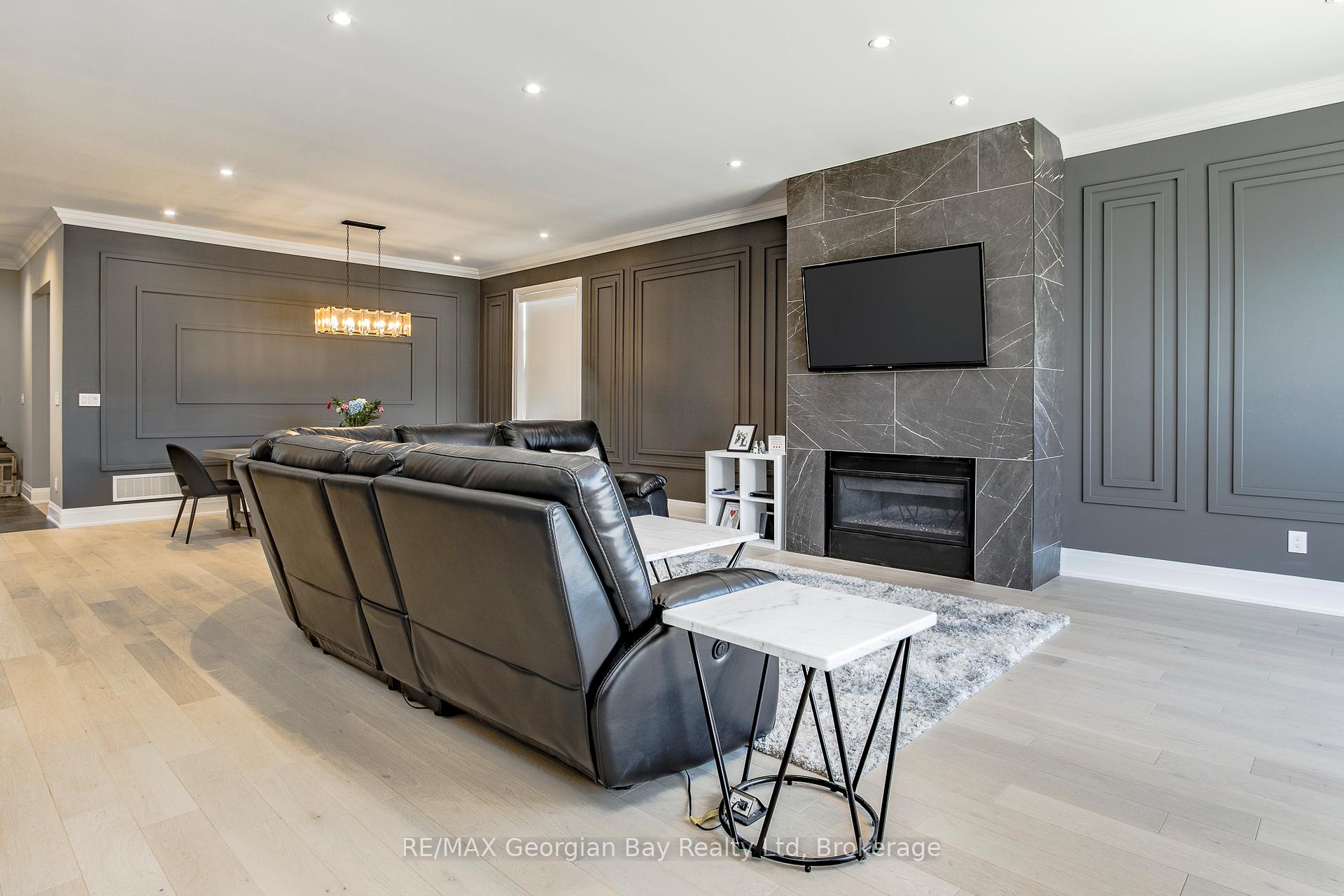 Photo 4 of 6 Caldwell Drive, Oro-Medonte, Rural Oro-Medonte — HOMEH