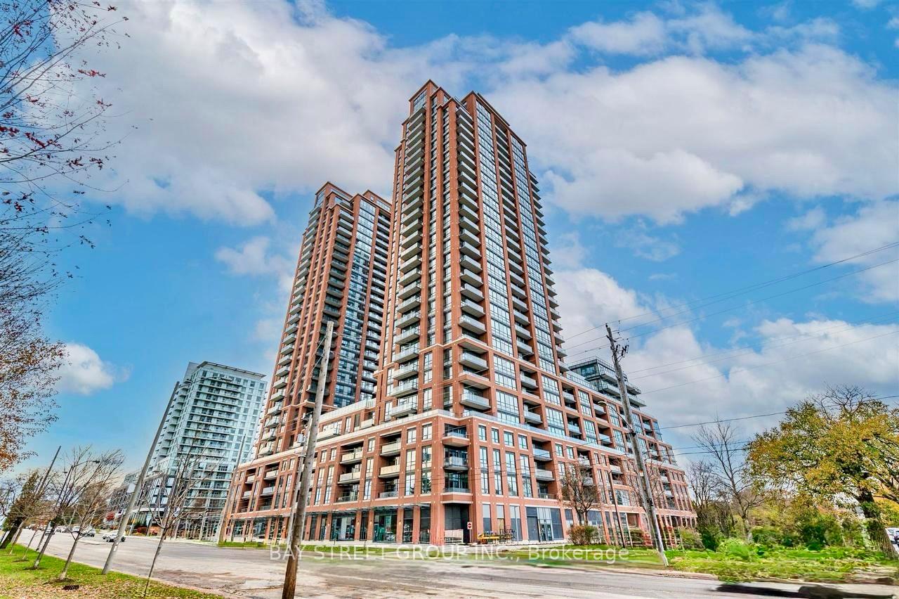 Front of Unit 1926, 3270 Sheppard Avenue E