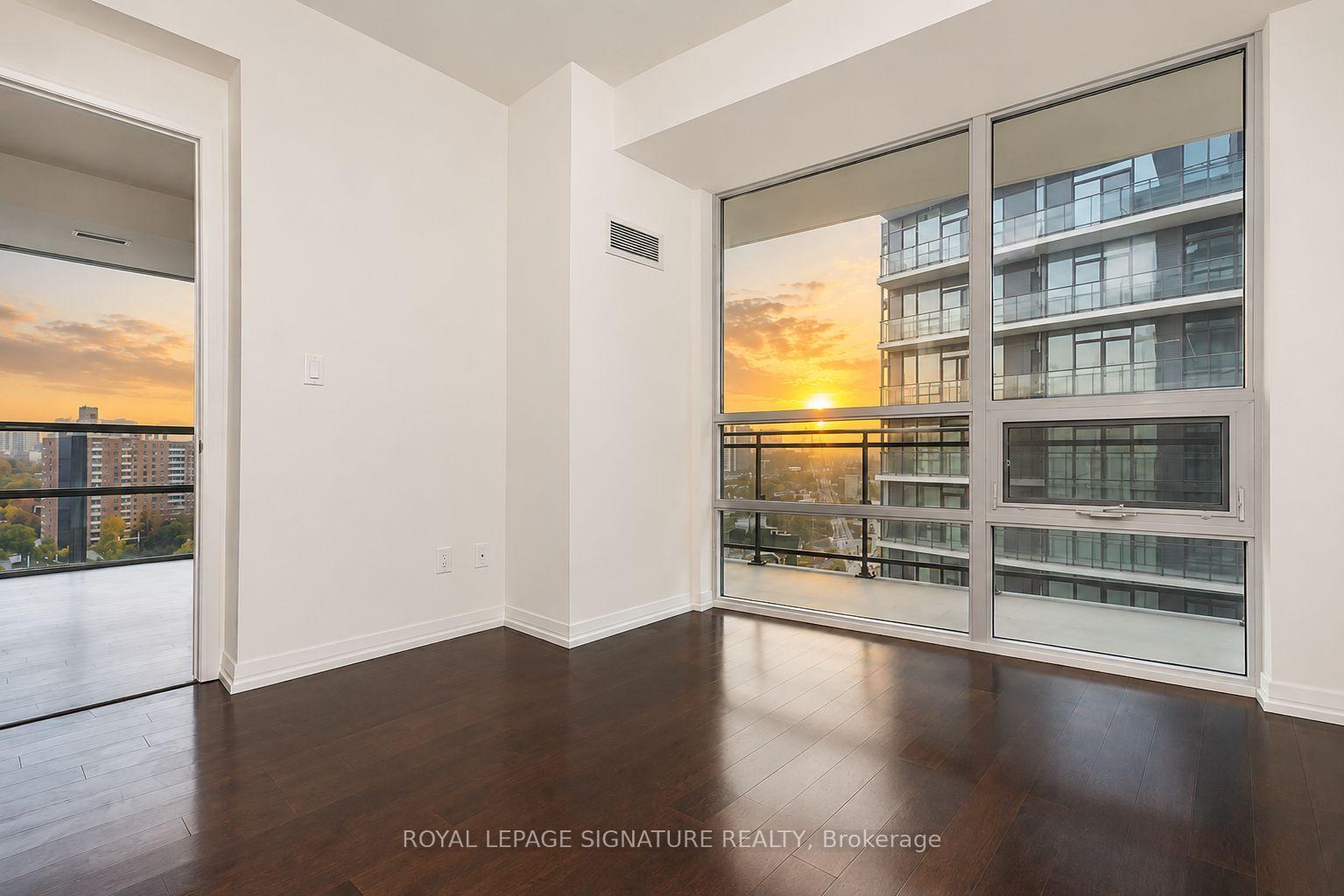 Photo 7 of Unit 1706, 460 Adelaide Street E, Toronto, Moss Park — HOMEH