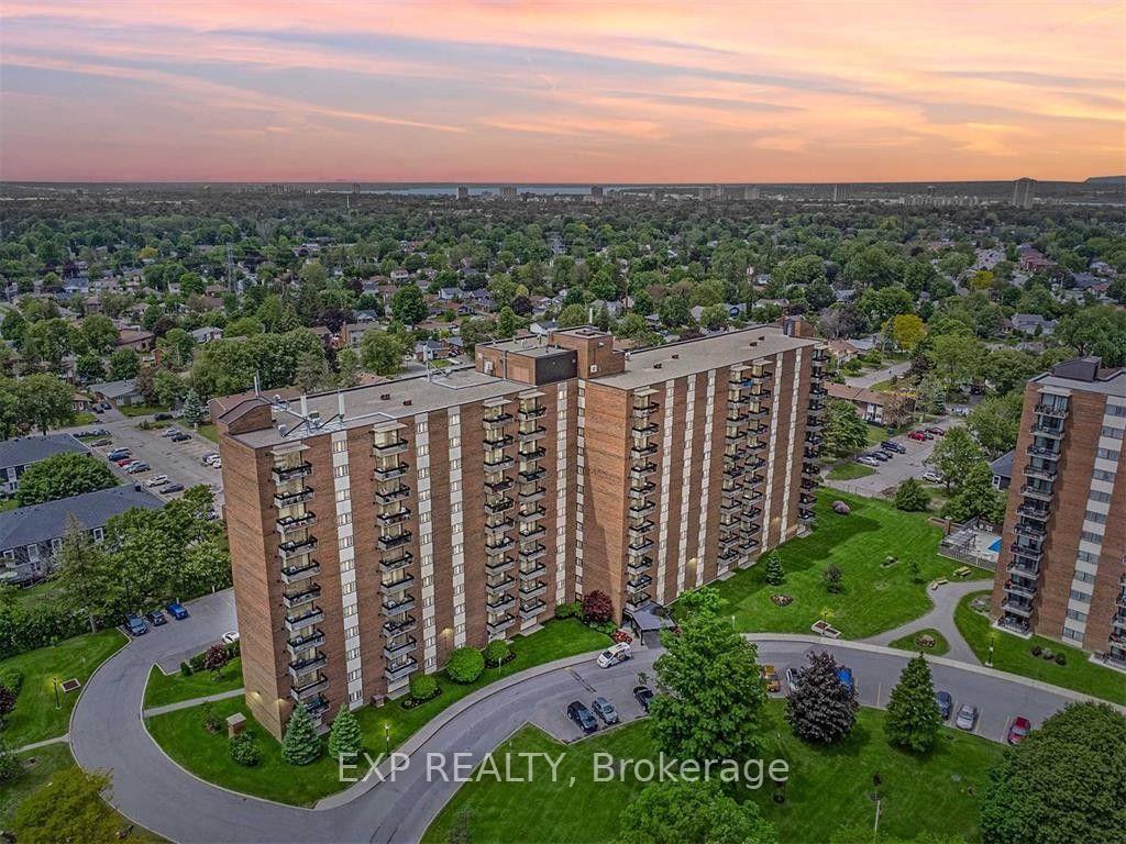 Photo 3 of Unit 103, 1505 Baseline Road, Ottawa, Copeland Park — HOMEH