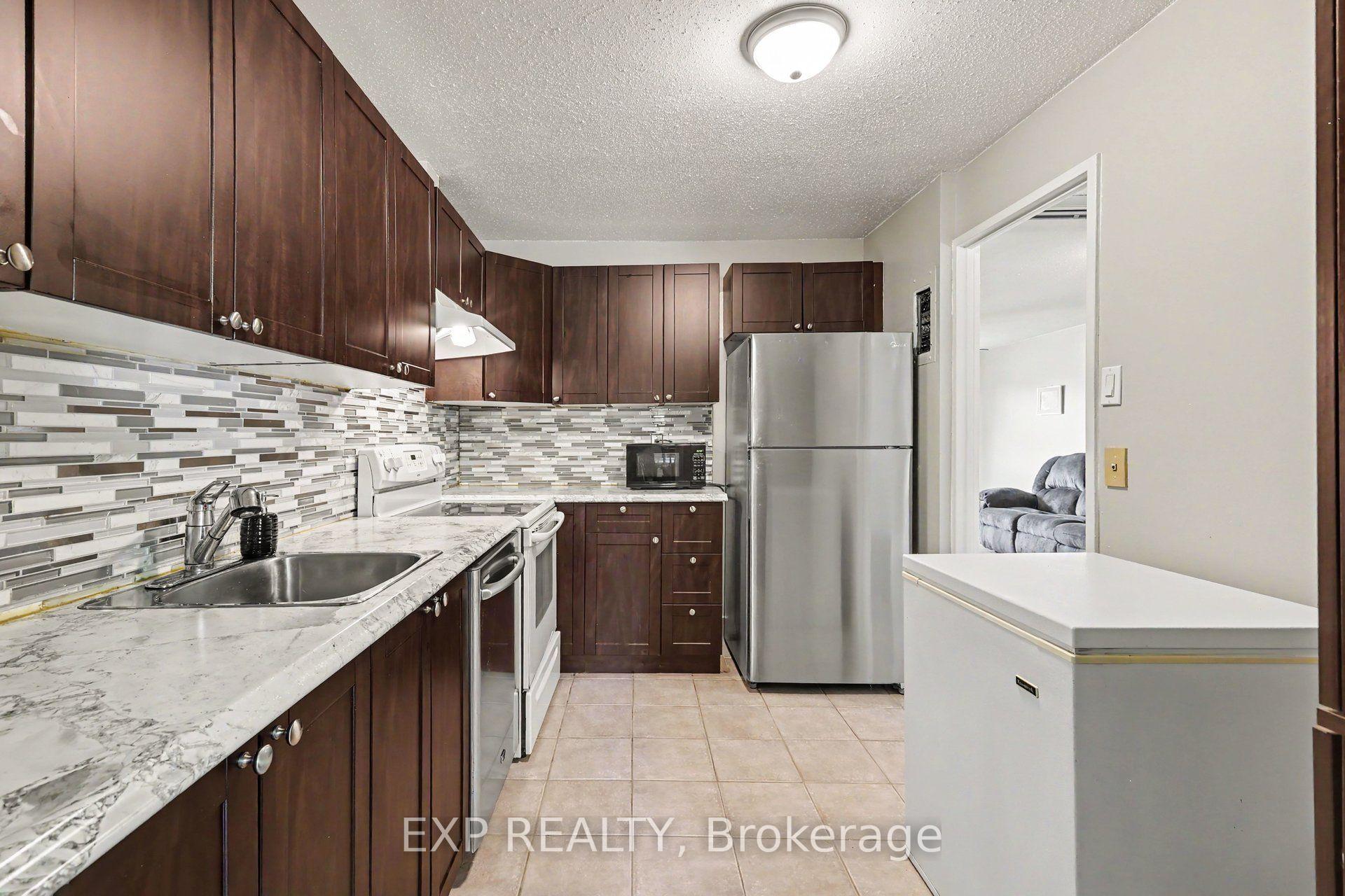 Photo 13 of Unit 103, 1505 Baseline Road, Ottawa, Copeland Park — HOMEH