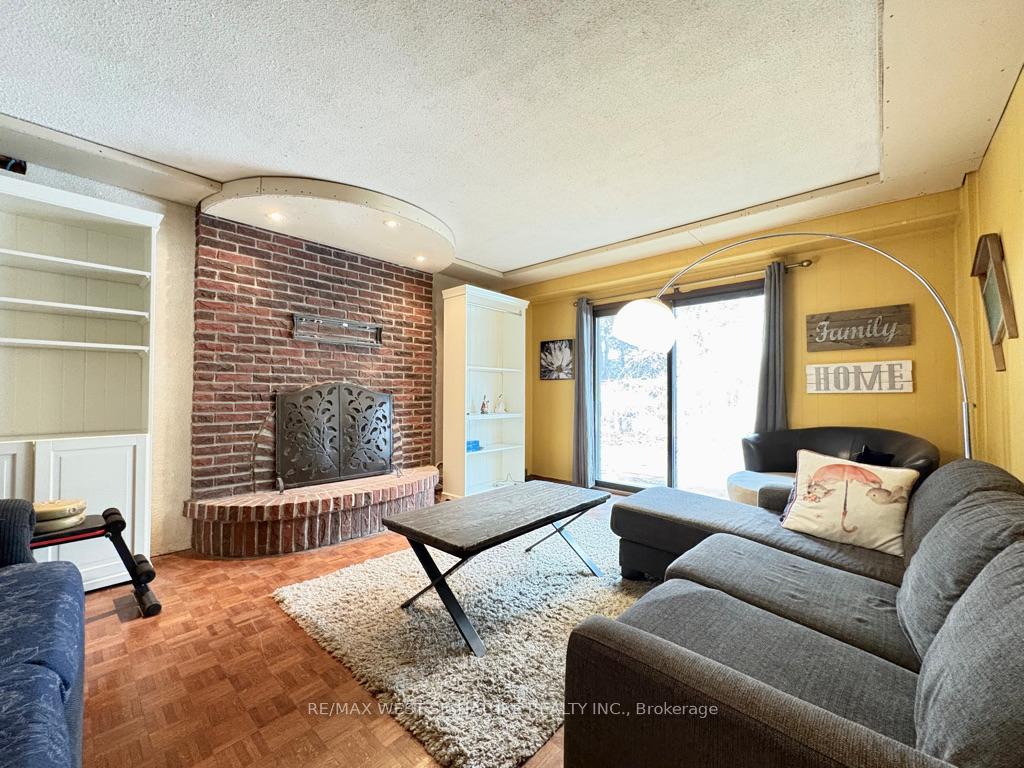 Photo 5 of 8460 17th Side Road, King, Rural King — HOMEH