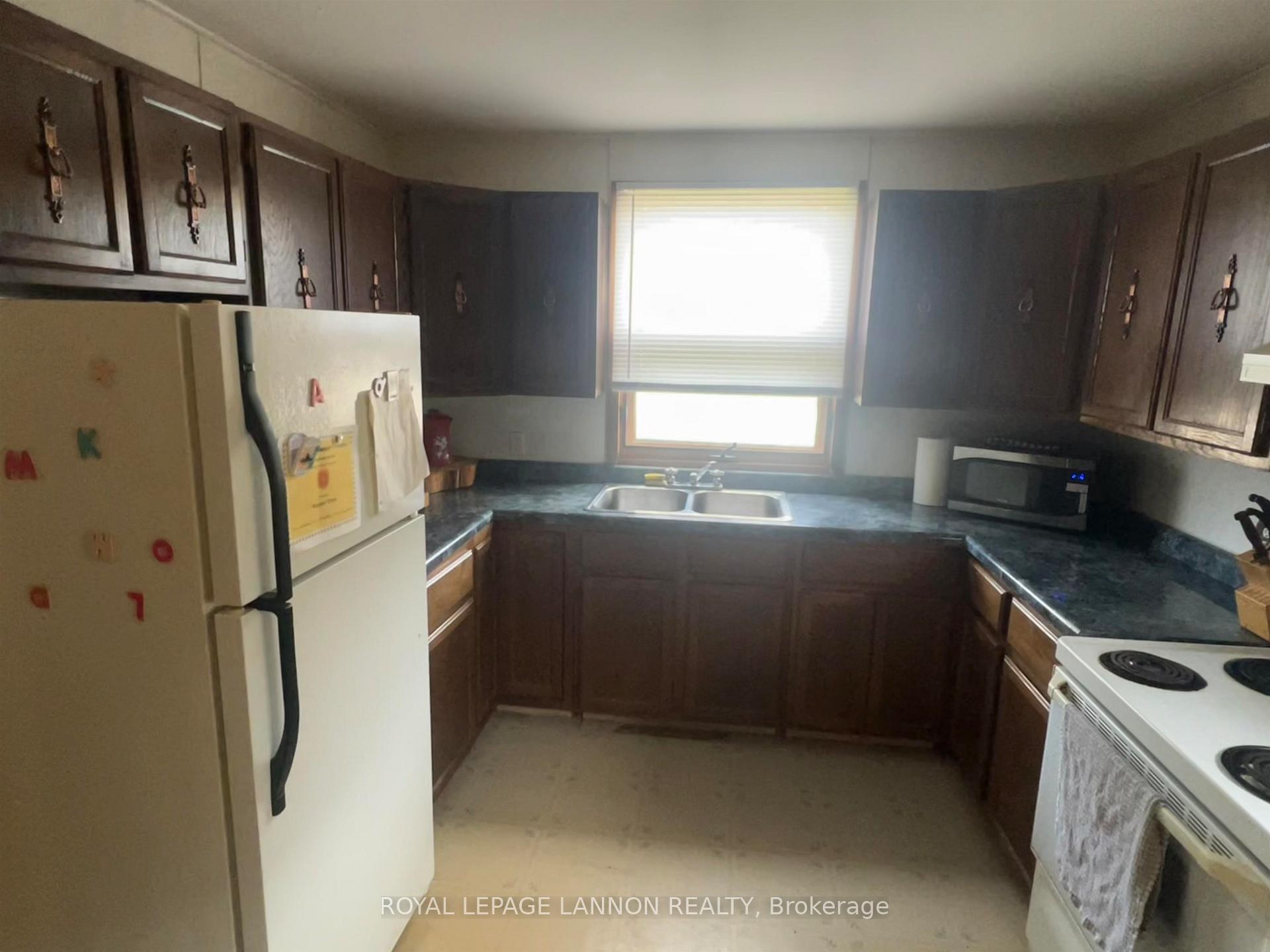 Photo 6 of 101 Pine Crescent, Atikokan — HOMEH