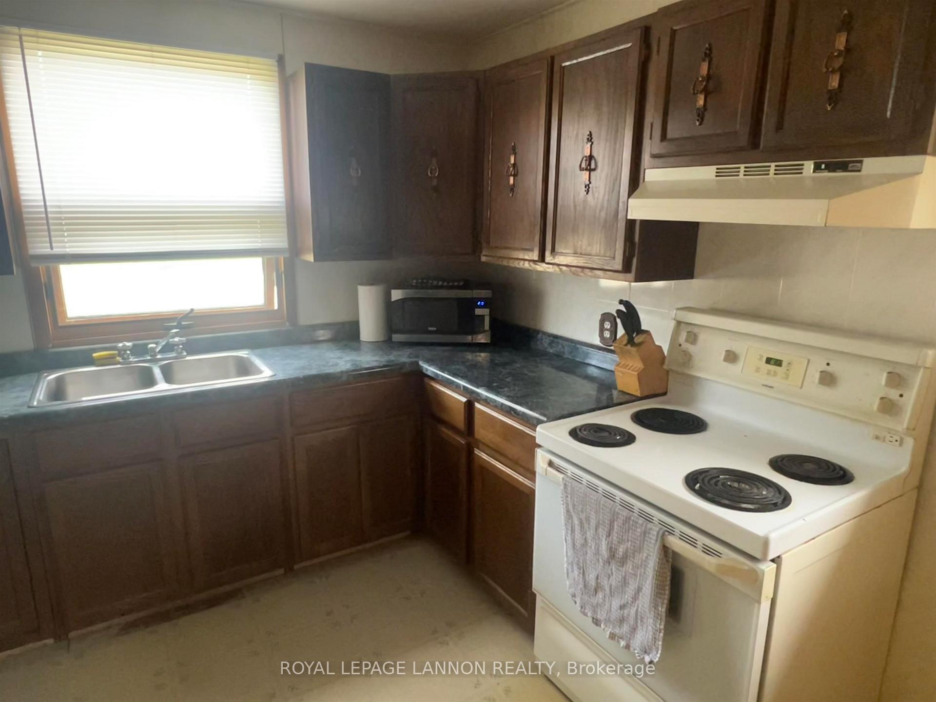 Photo 7 of 101 Pine Crescent, Atikokan — HOMEH