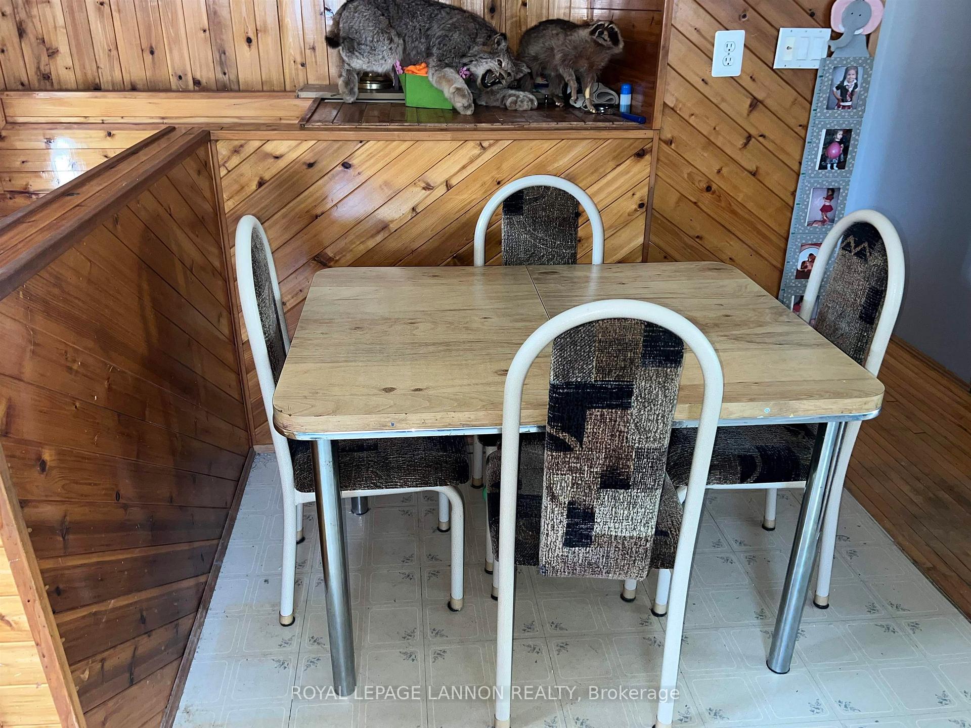 Photo 10 of 101 Pine Crescent, Atikokan — HOMEH