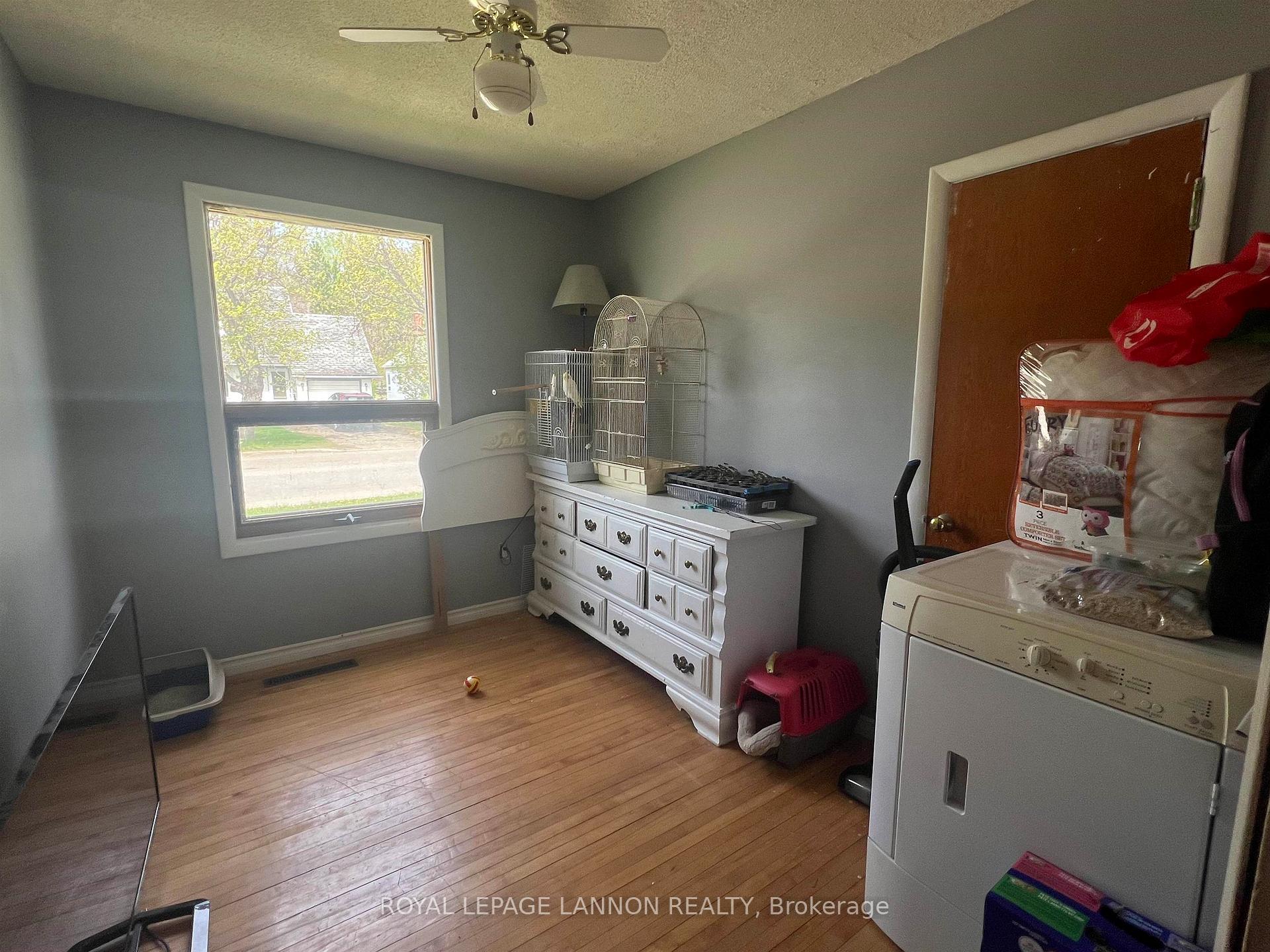 Photo 13 of 101 Pine Crescent, Atikokan — HOMEH
